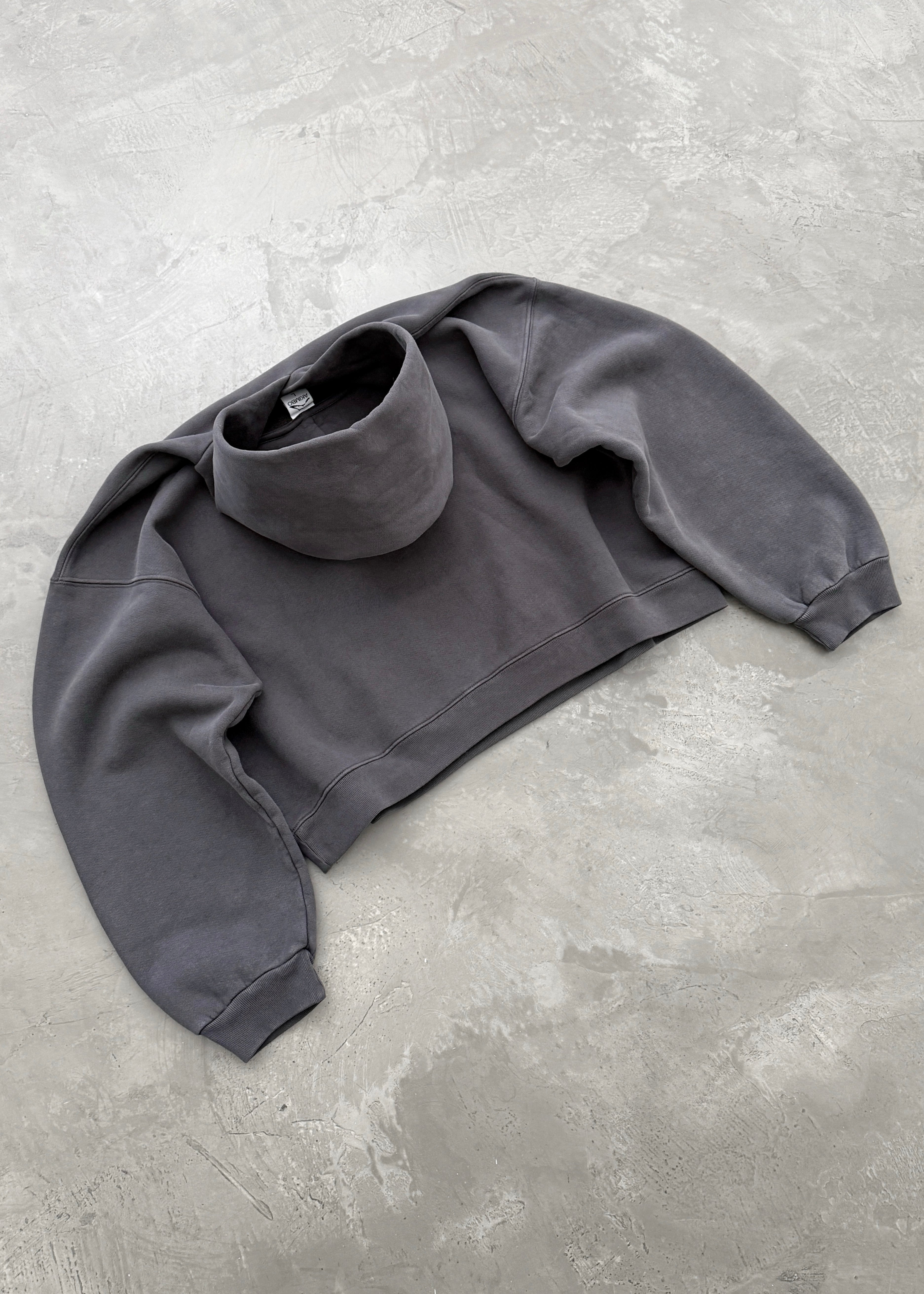 AKIMBO COLLEGIATE HOODIE - CHARCOAL