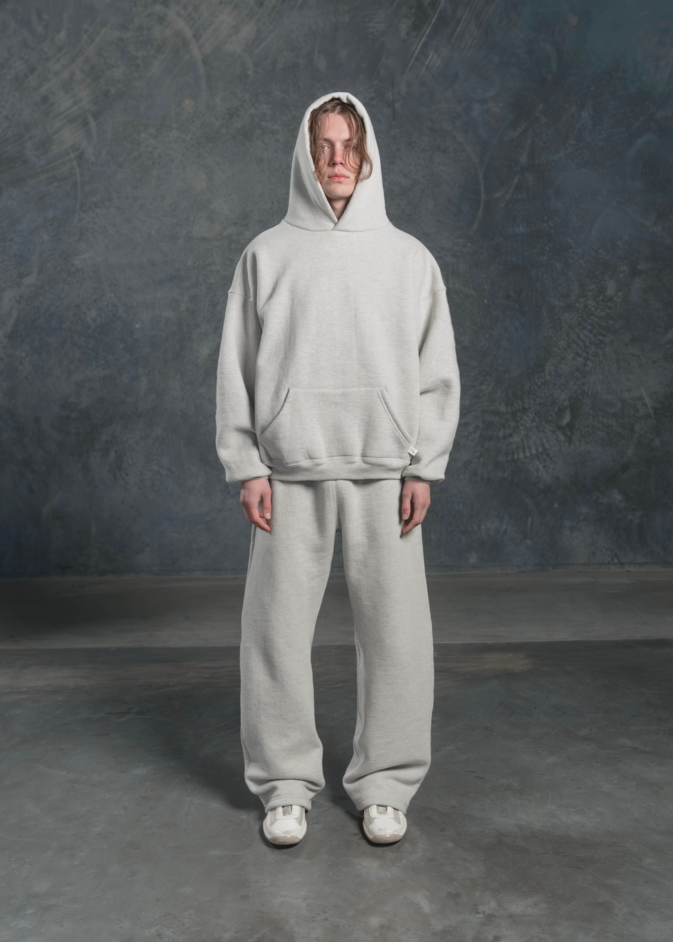AKIMBO HOODIE - HEATHER GREY