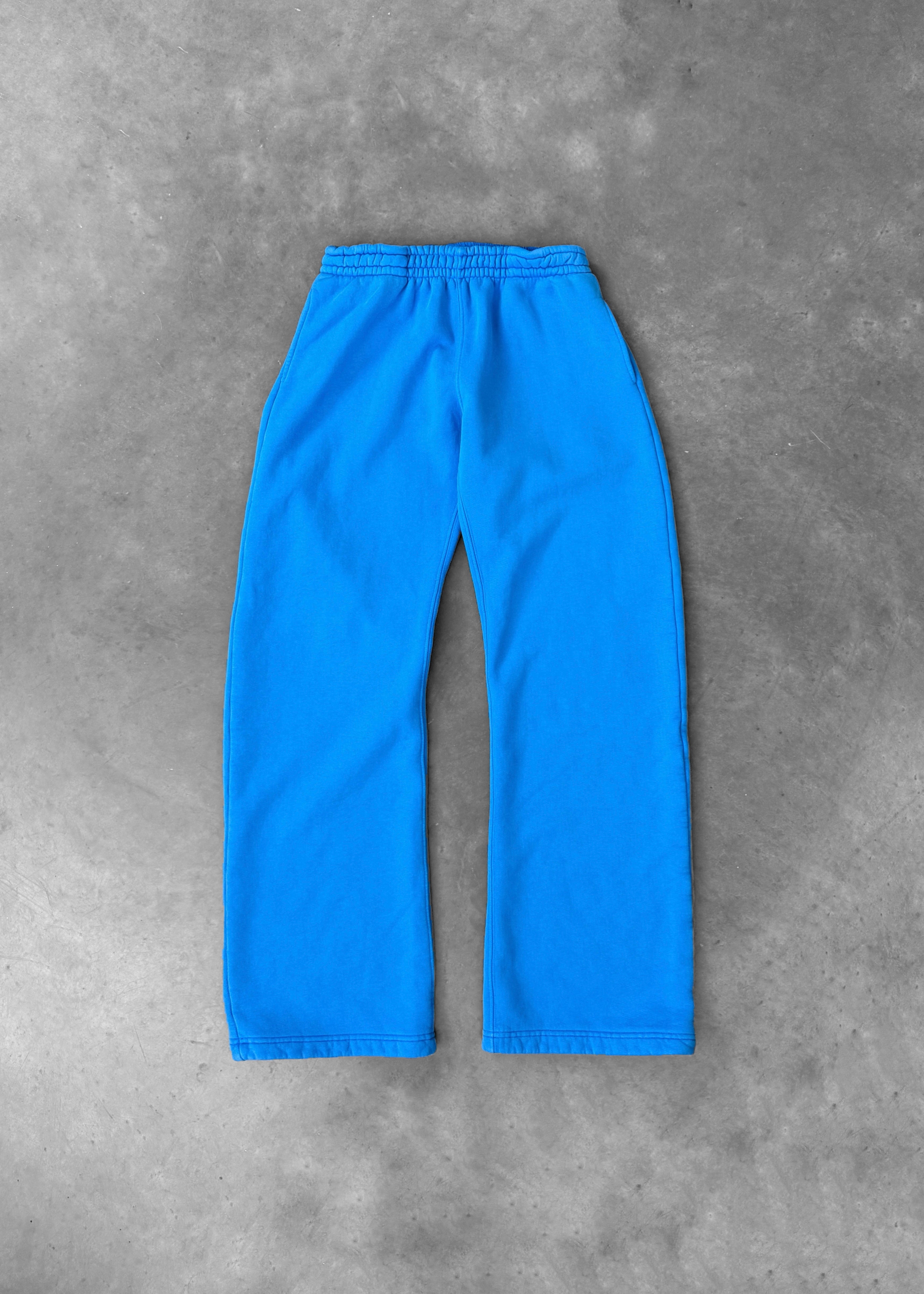 AKIMBO STRAIGHT-LEG SWEATPANTS - COBALT BLUE