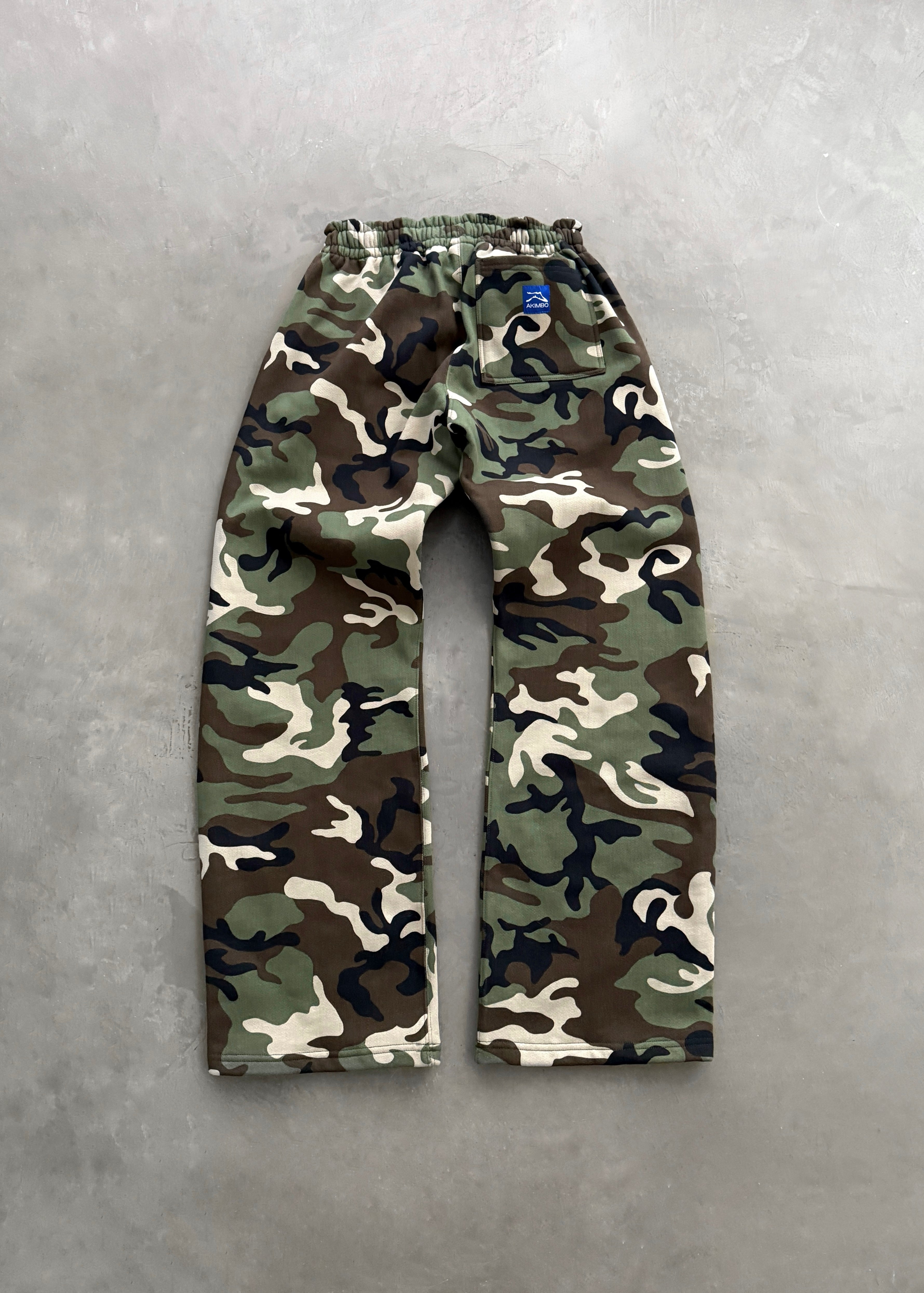 AKIMBO STRAIGHT-LEG SWEATPANTS - WOODLAND CAMO