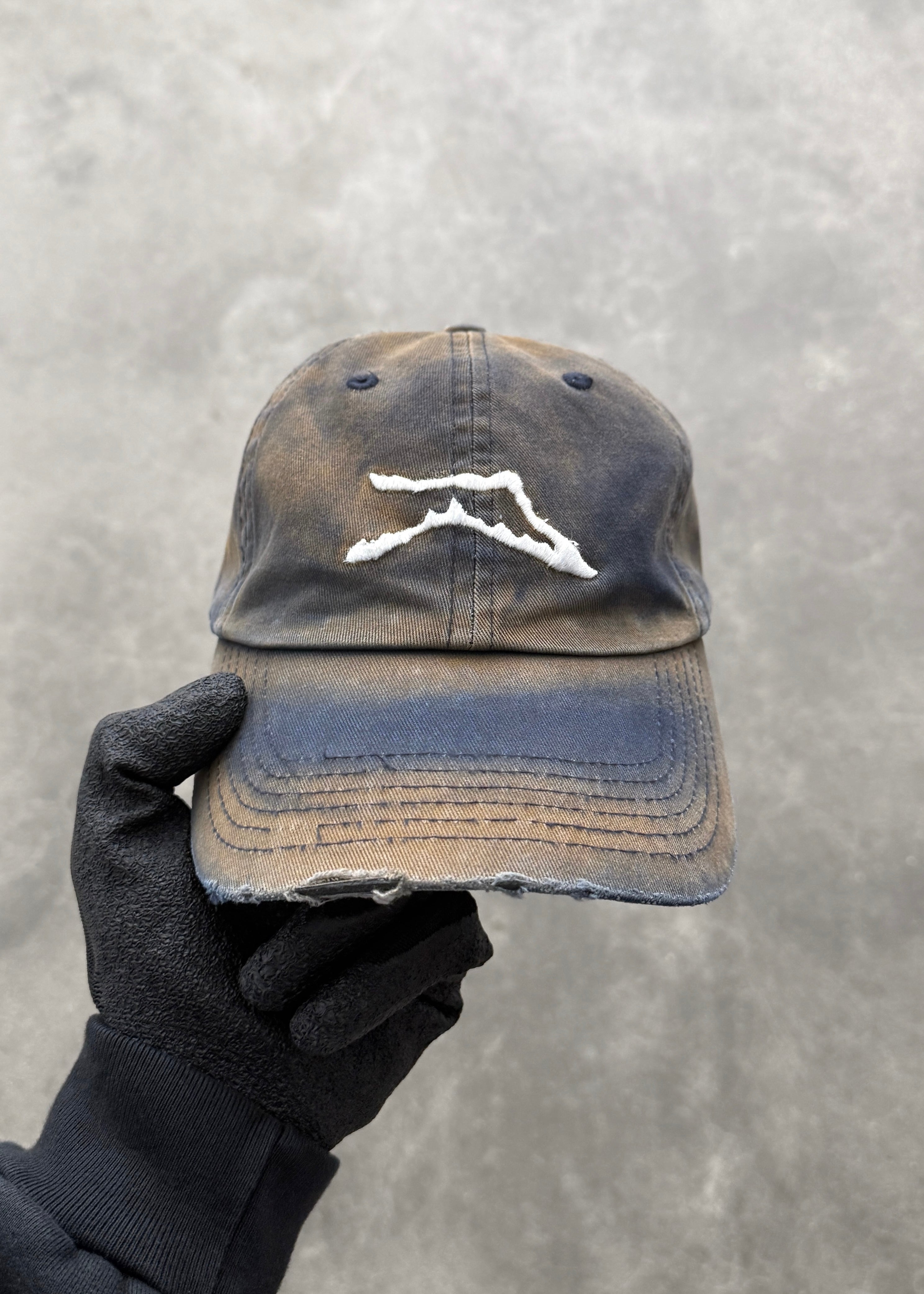 THRASHED LOW PROFILE RANGE CAP - SUN FADED NAVY