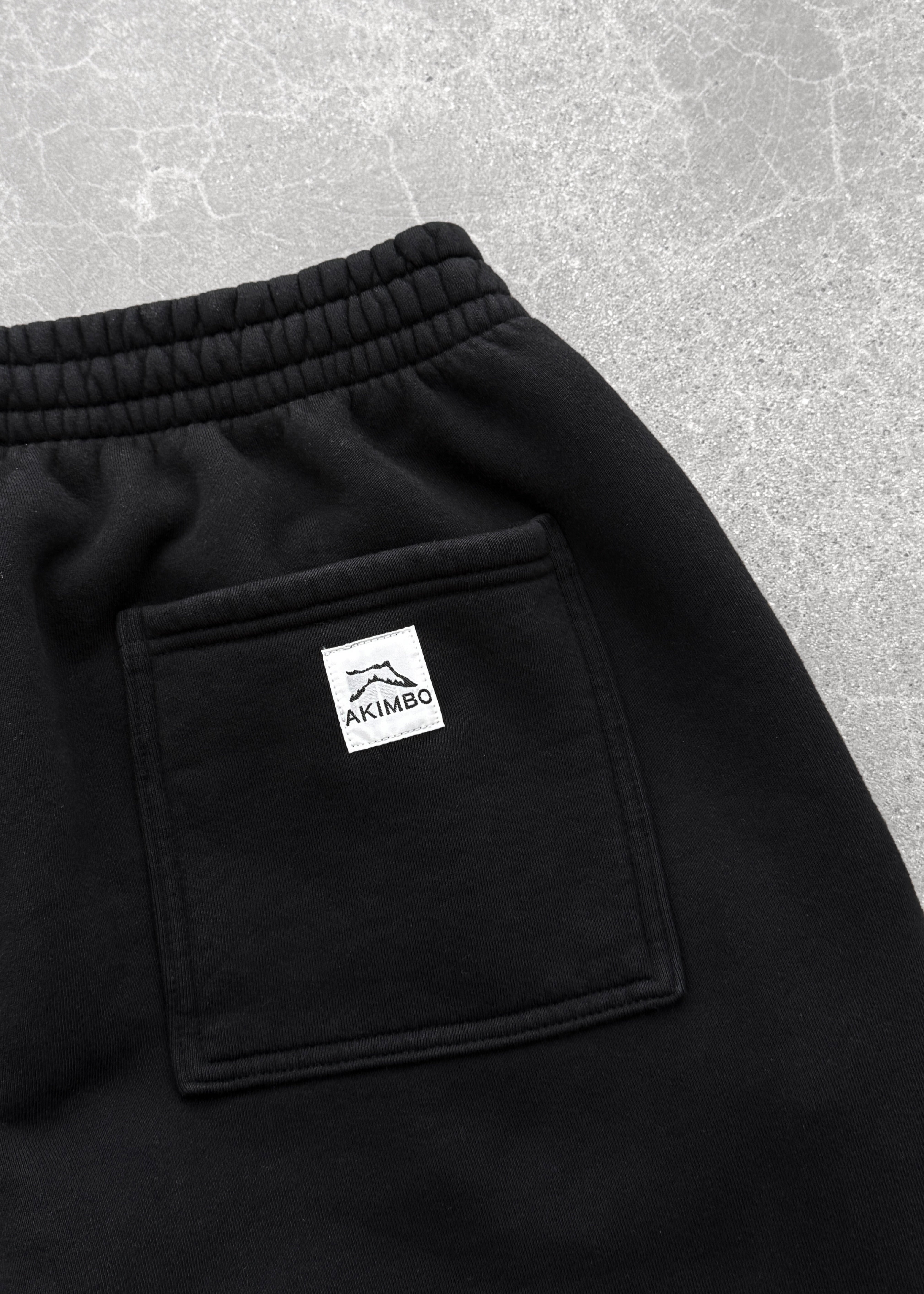 STRAIGHT-LEG SWEATPANTS - BLACK