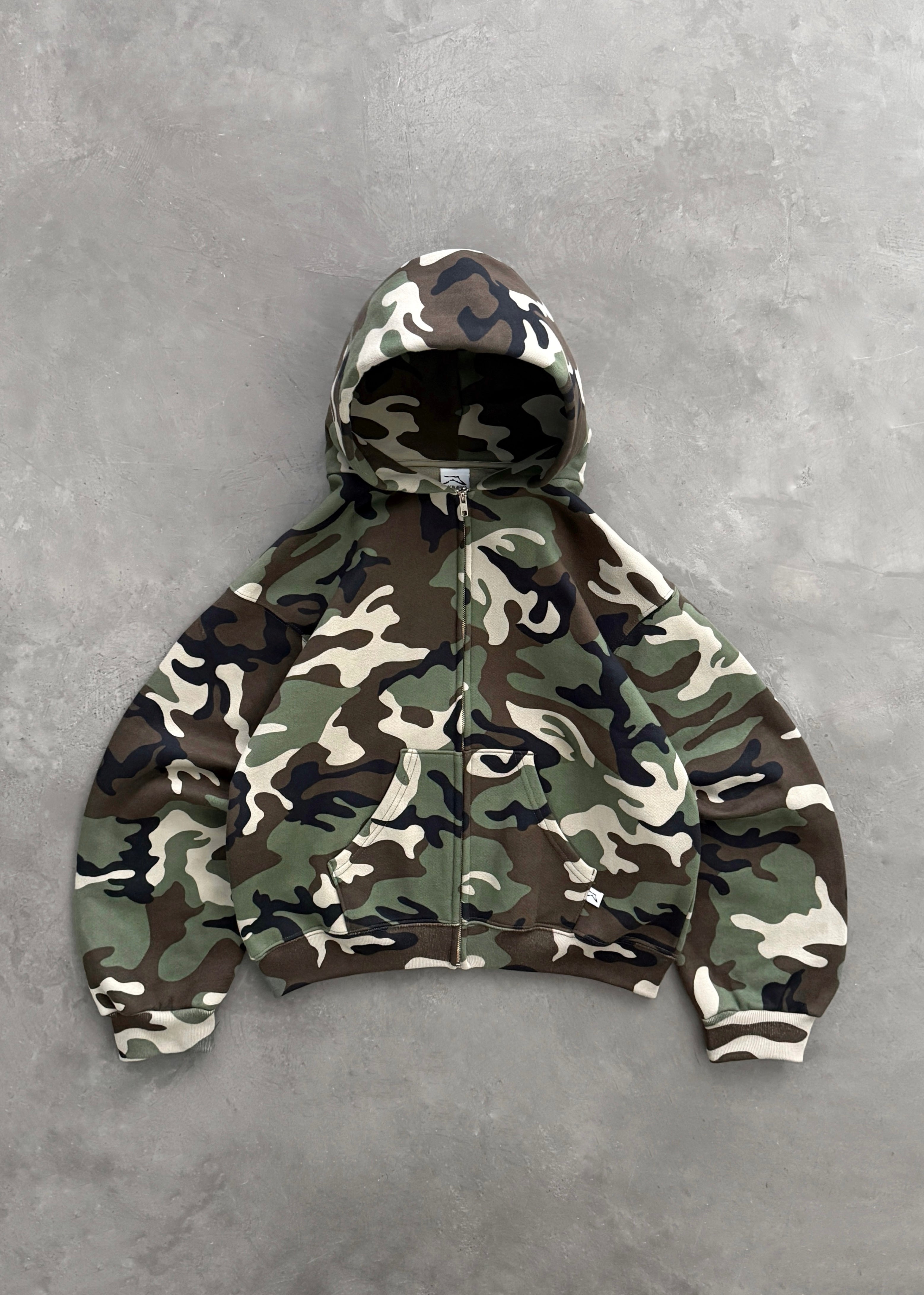 AKIMBO ZIP-UP HOODIE - WOODLAND CAMO
