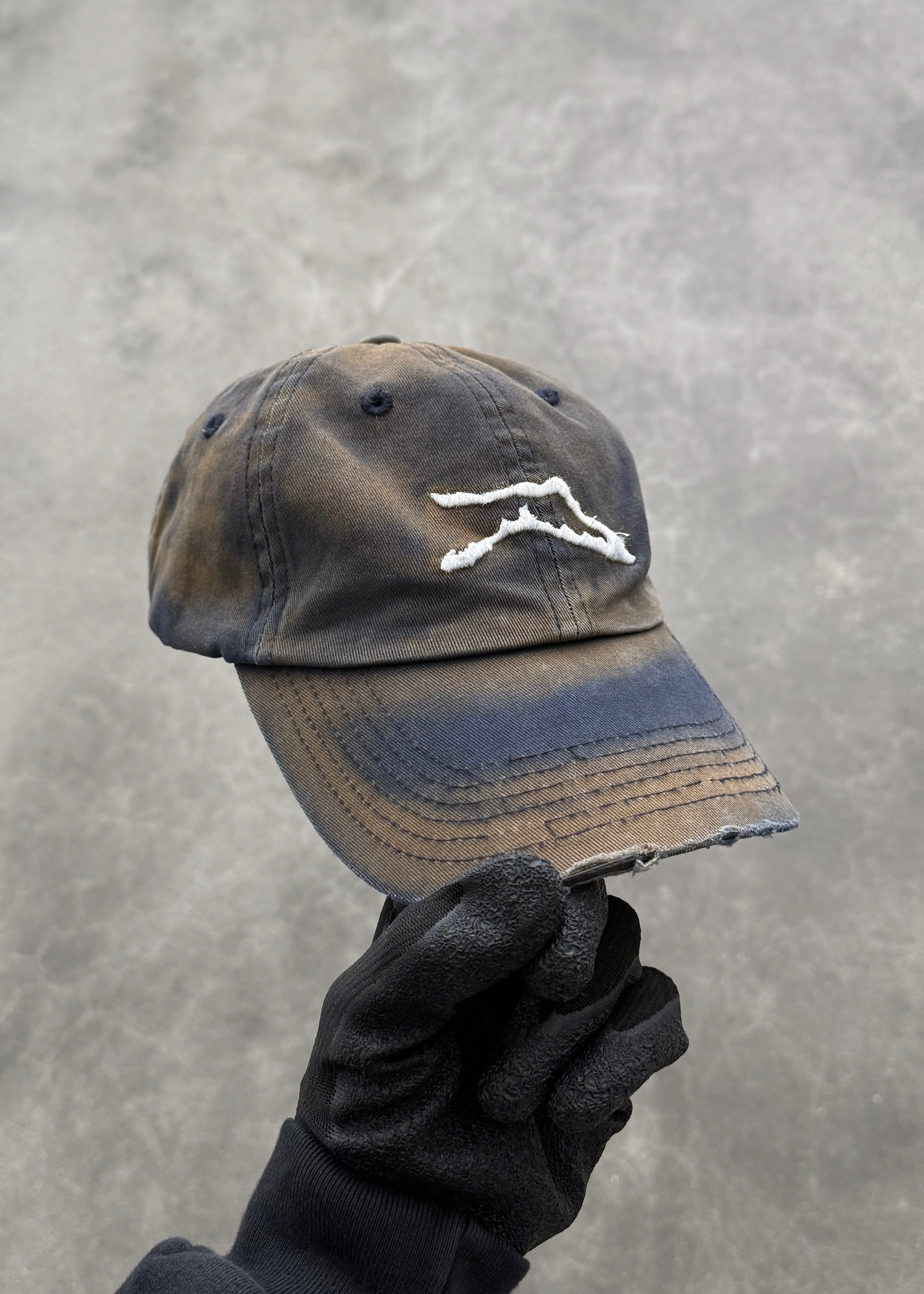 THRASHED LOW PROFILE RANGE CAP - SUN FADED NAVY