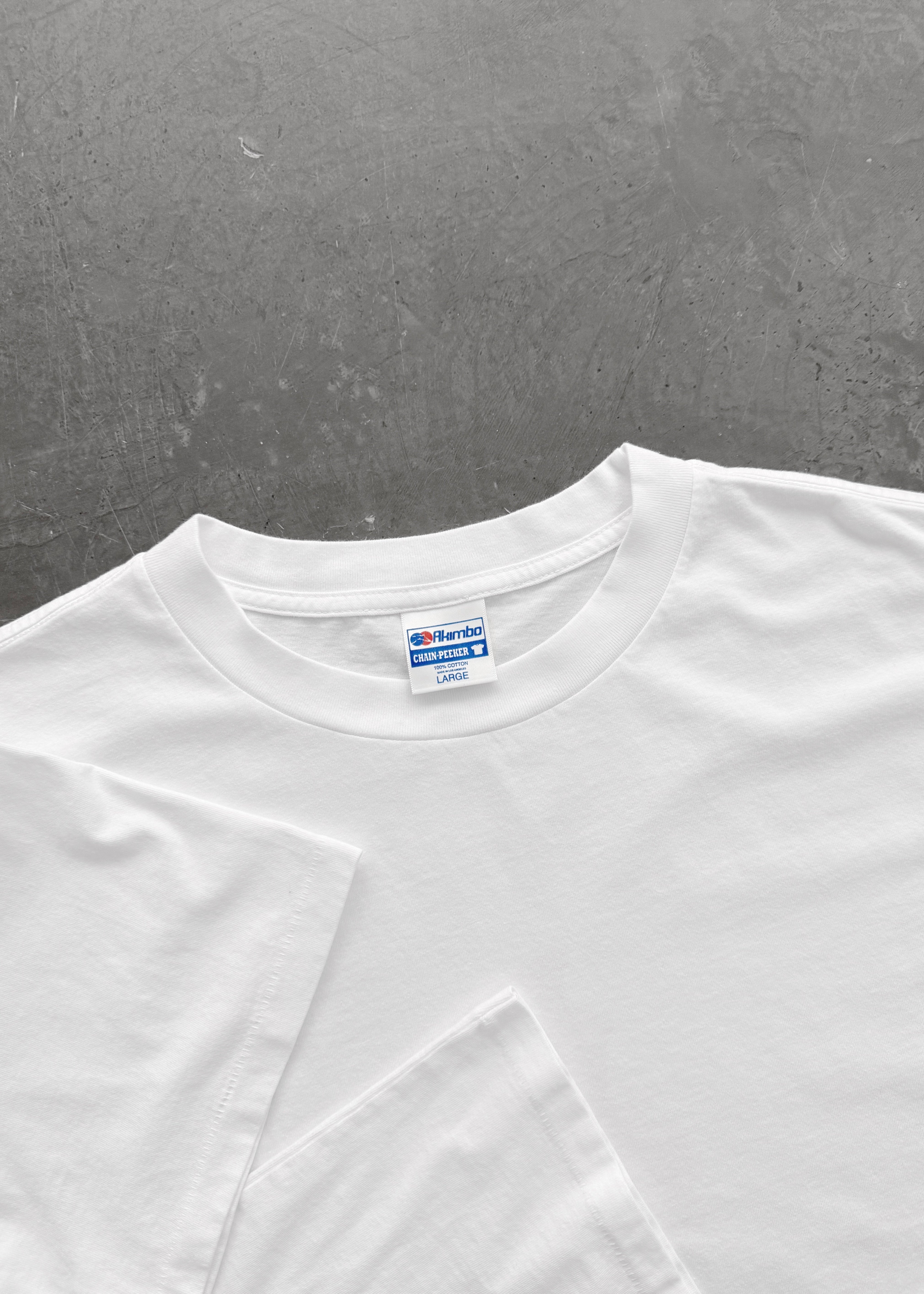 “CHAIN-PEEKER” MID-WEIGHT TEE - WHITE