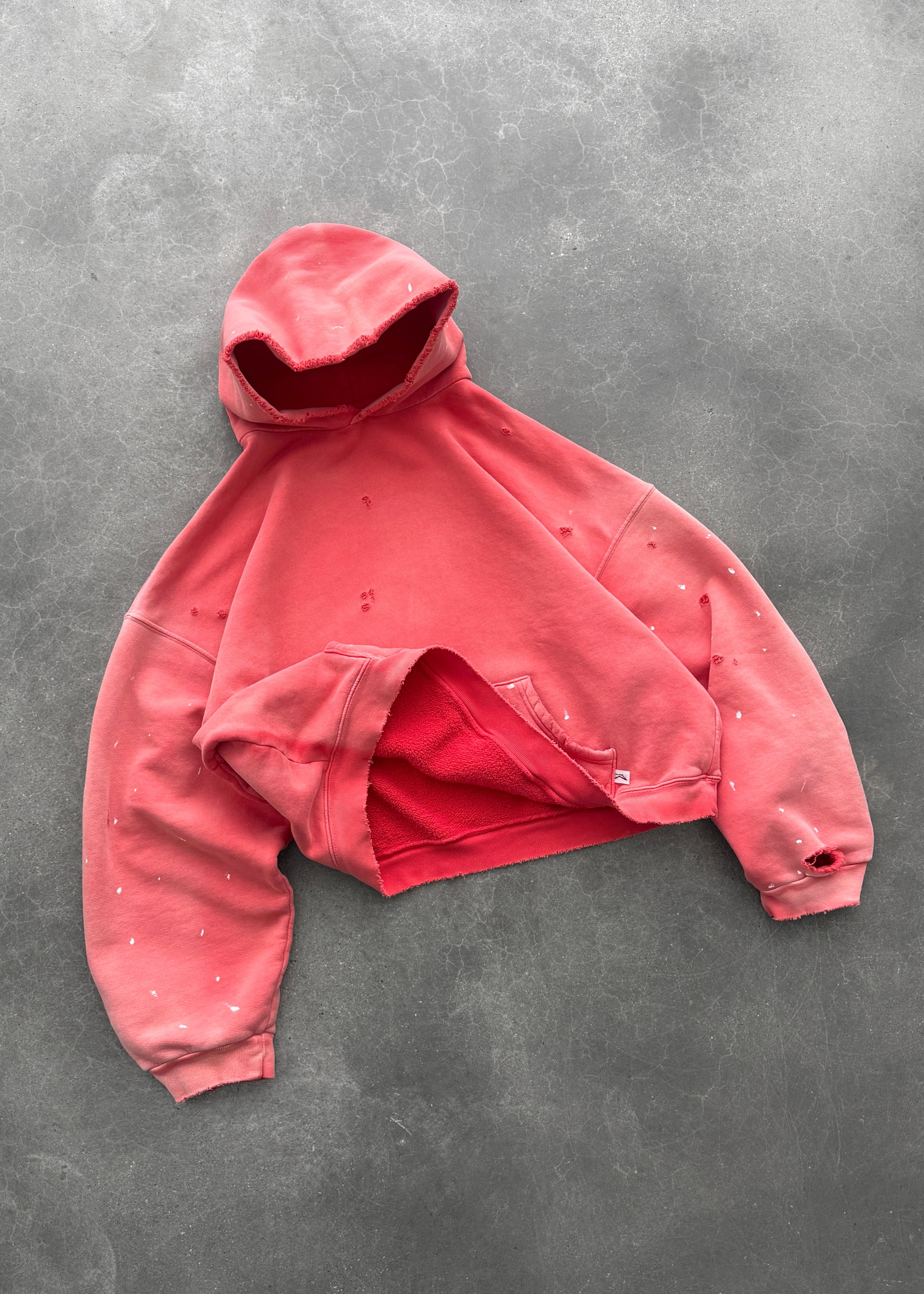 "WATCH-PEEKER" HOODIE - SUN FADED RED