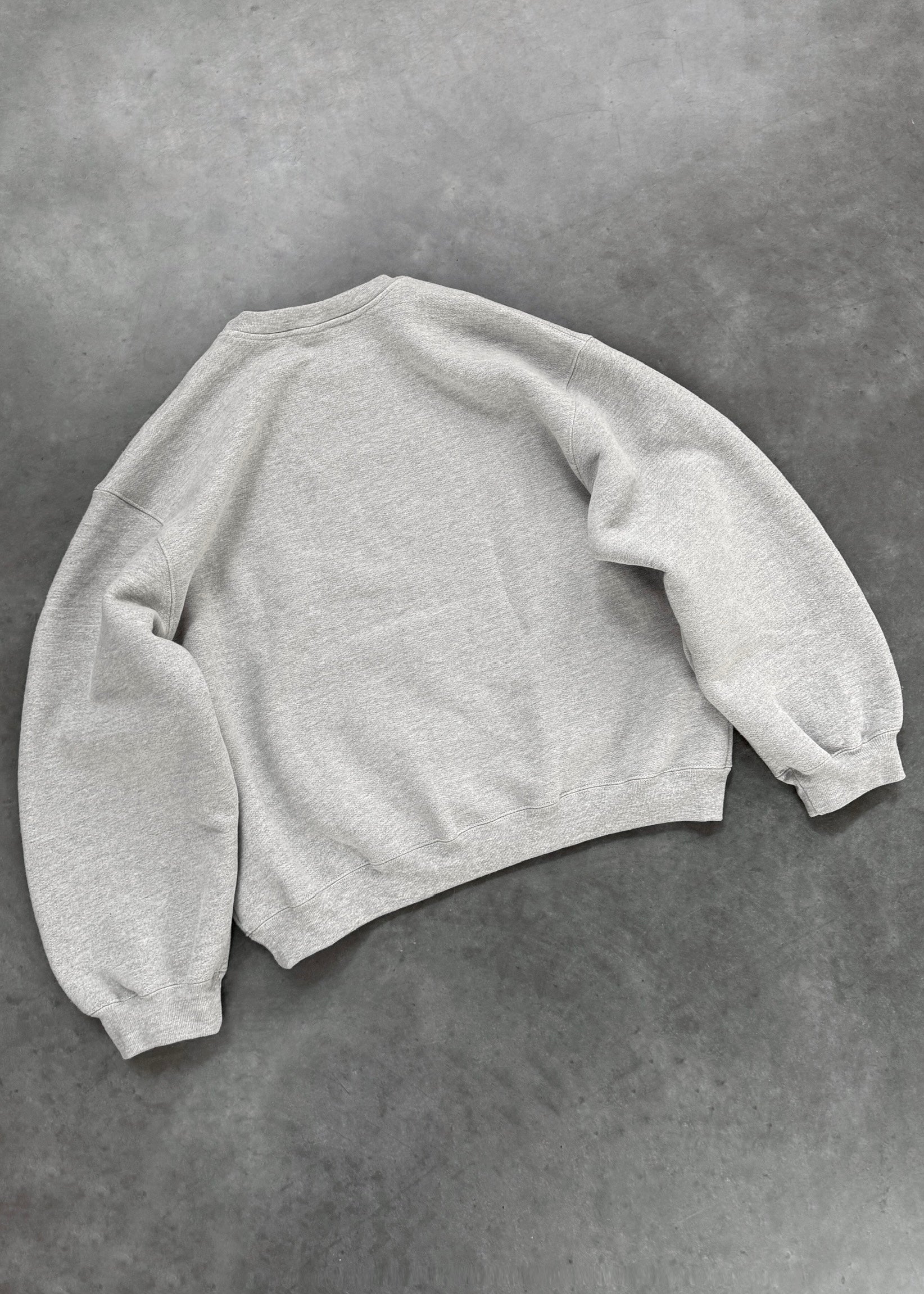 AKIMBO CREWNECK - HEATHER GREY