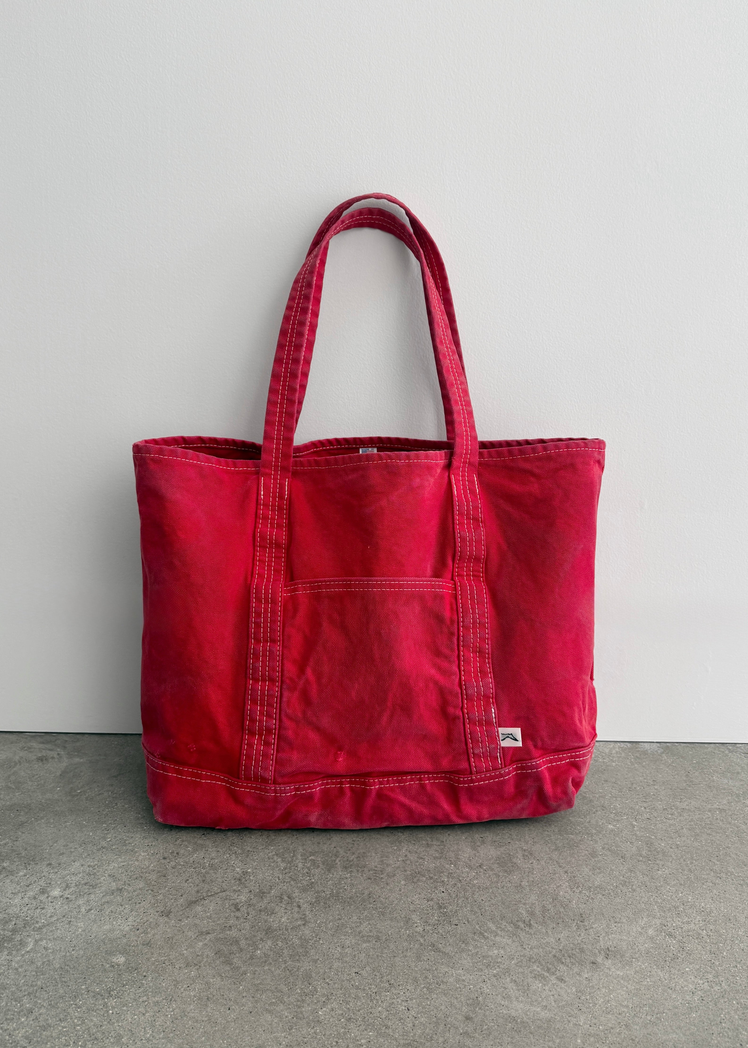 DISTRESSED TOTE BAG - FADED RED