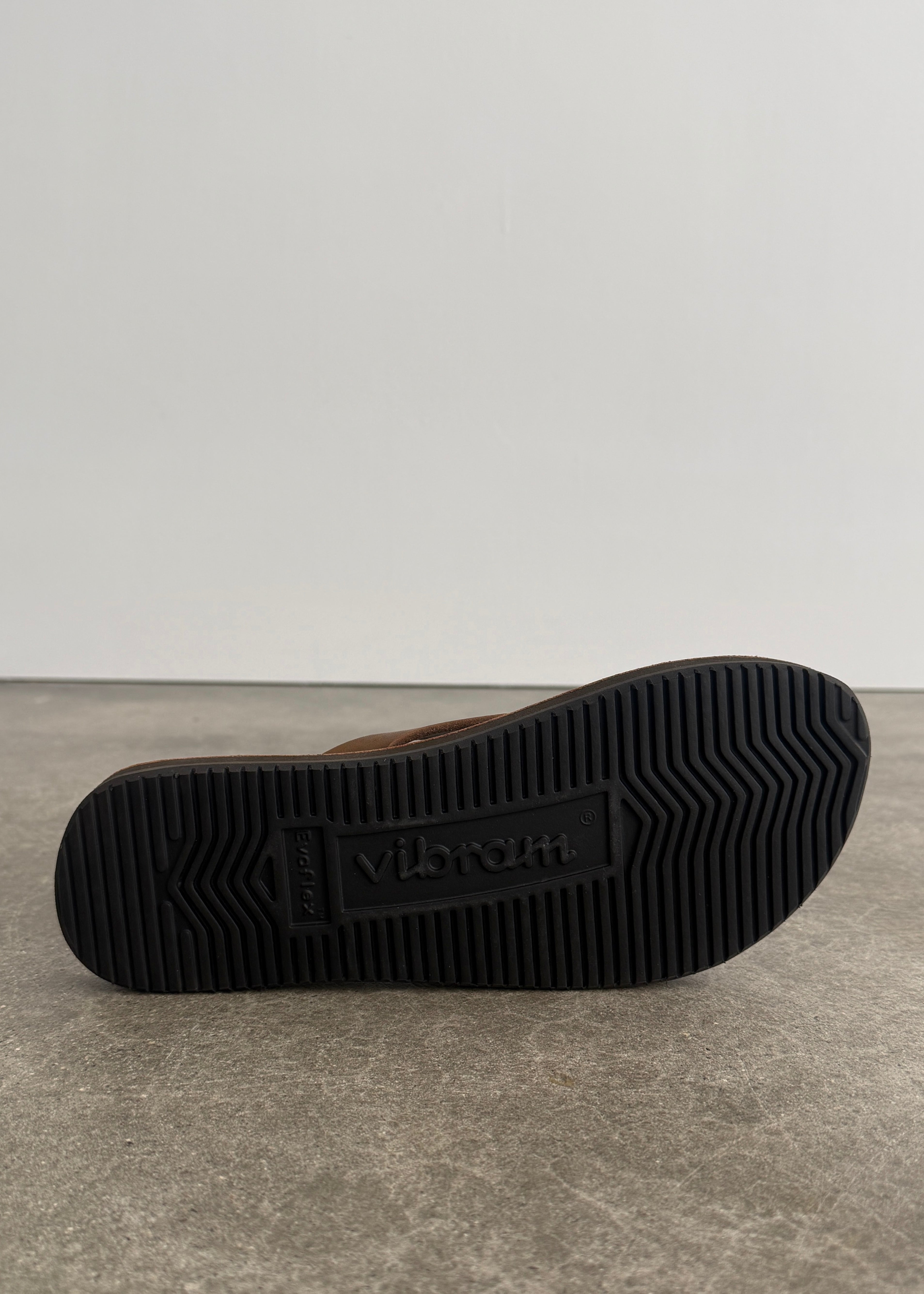 LEATHER FLIP FLOPS - BROWN
