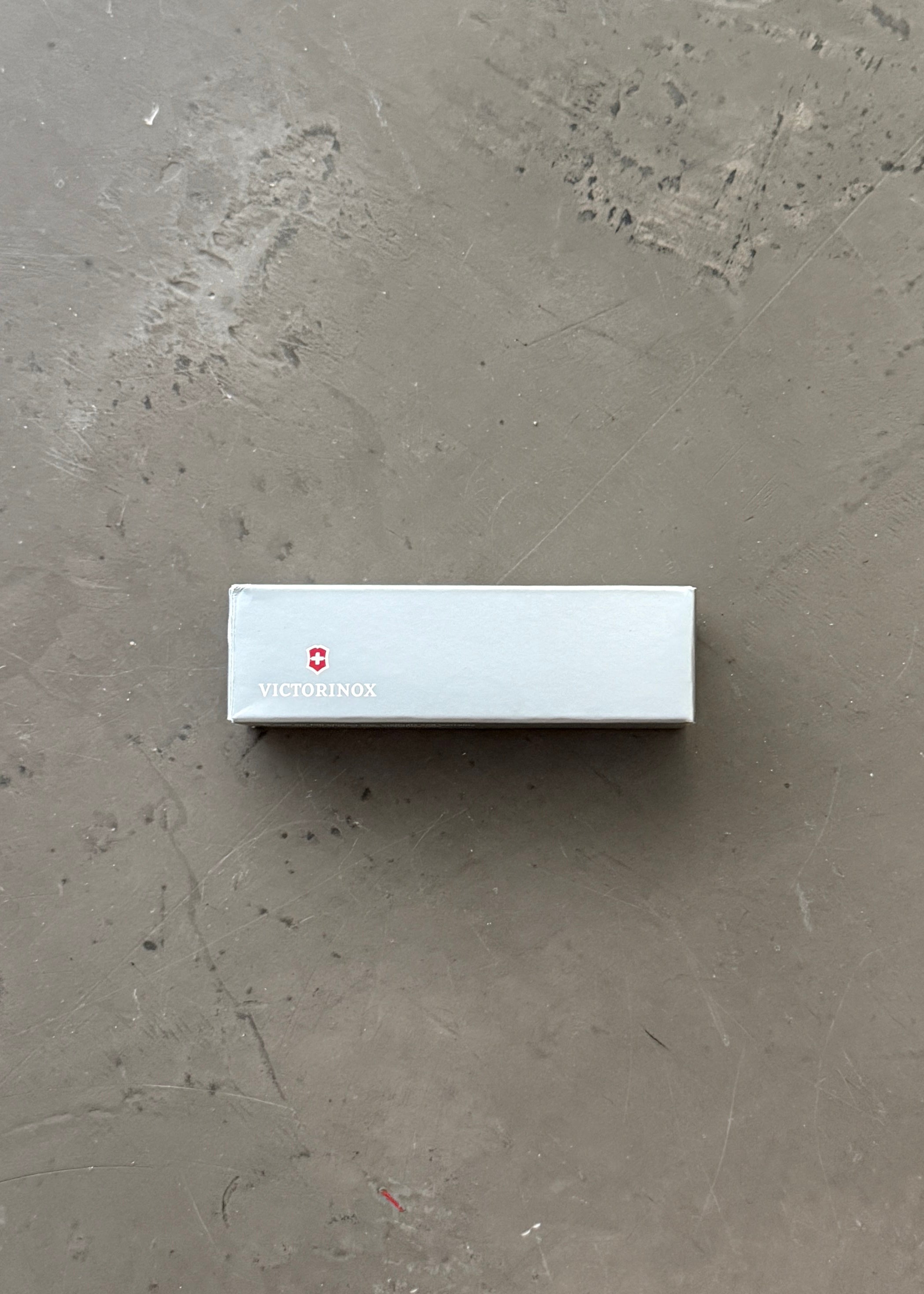 AKIMBO / VICTORINOX 84MM RECRUIT KNIFE