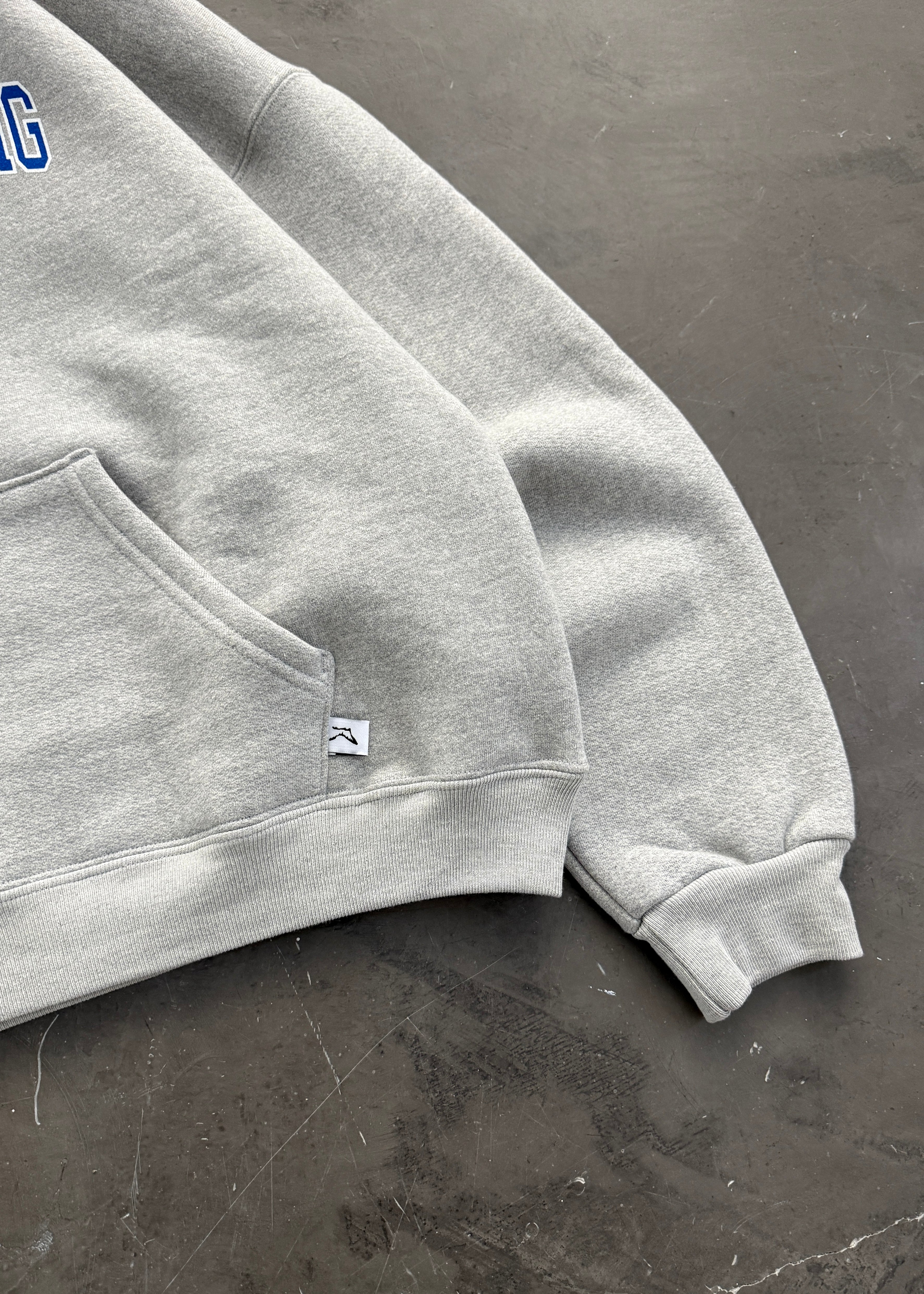 AKIMBO HOODIE - BRIGHAM YOUNG UNIVERSITY® ALTERNATE
