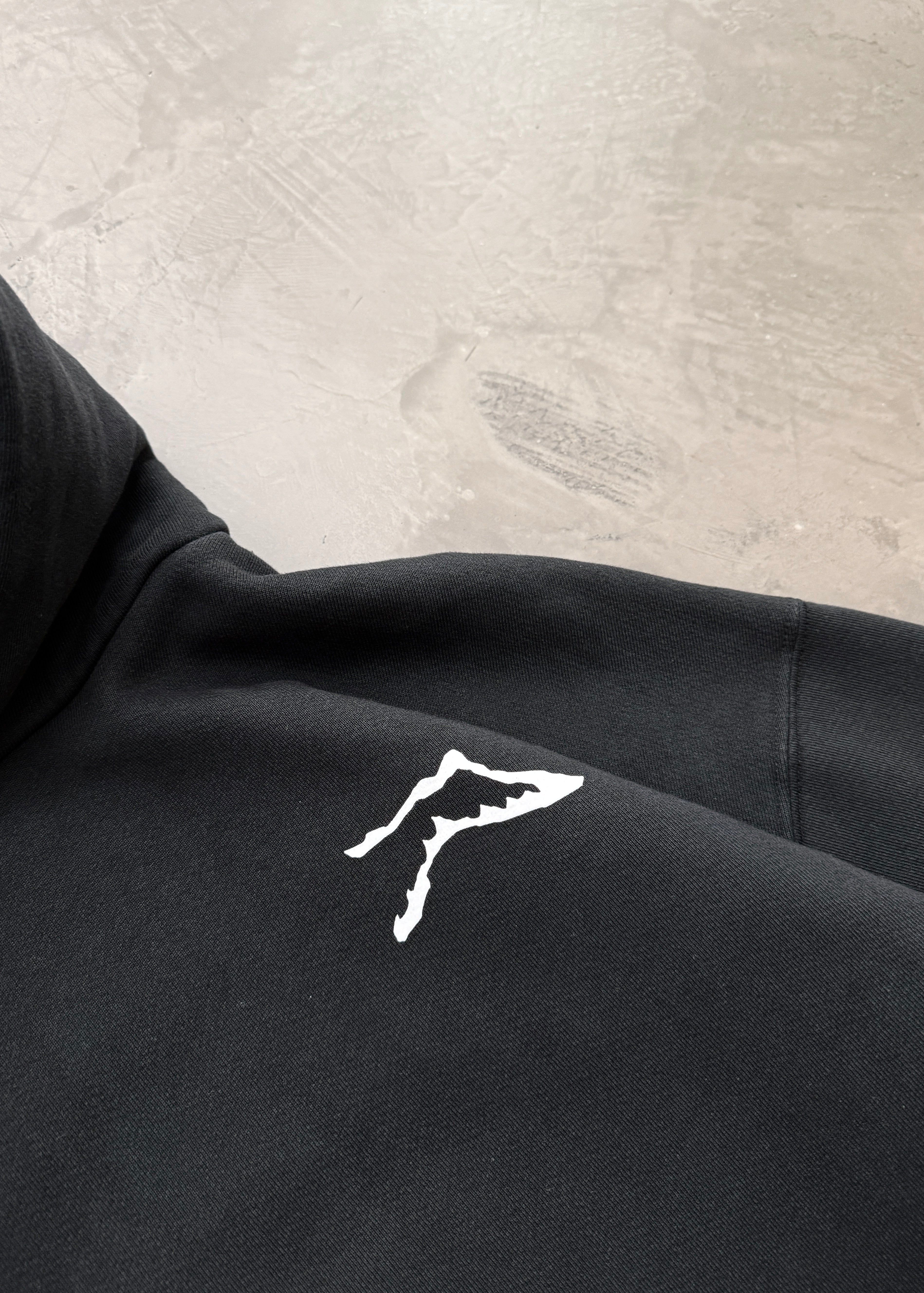 AKIMBO RANGE HOODIE - FADED BLACK