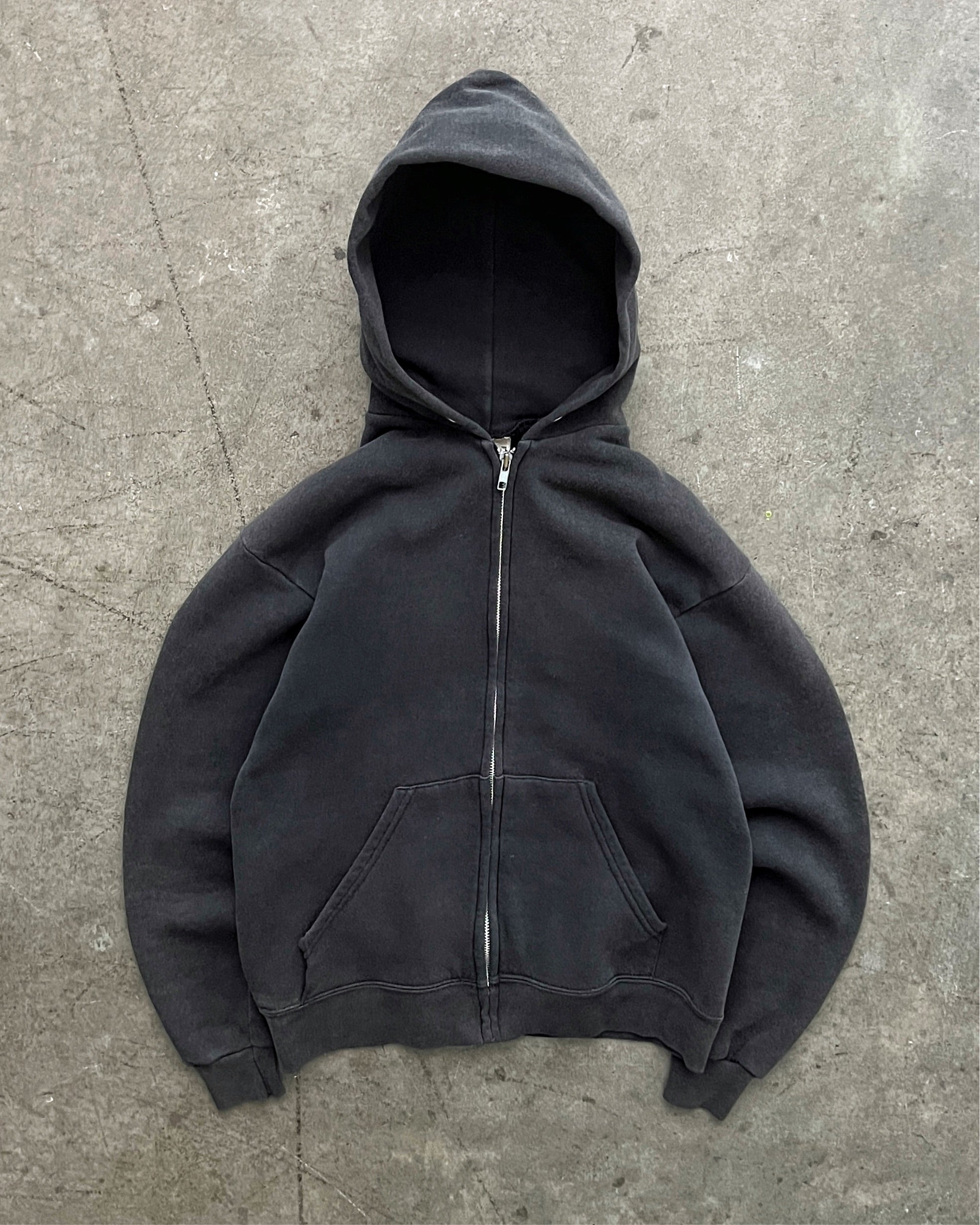 FADED BLACK ZIP UP HOODIE - 1990S