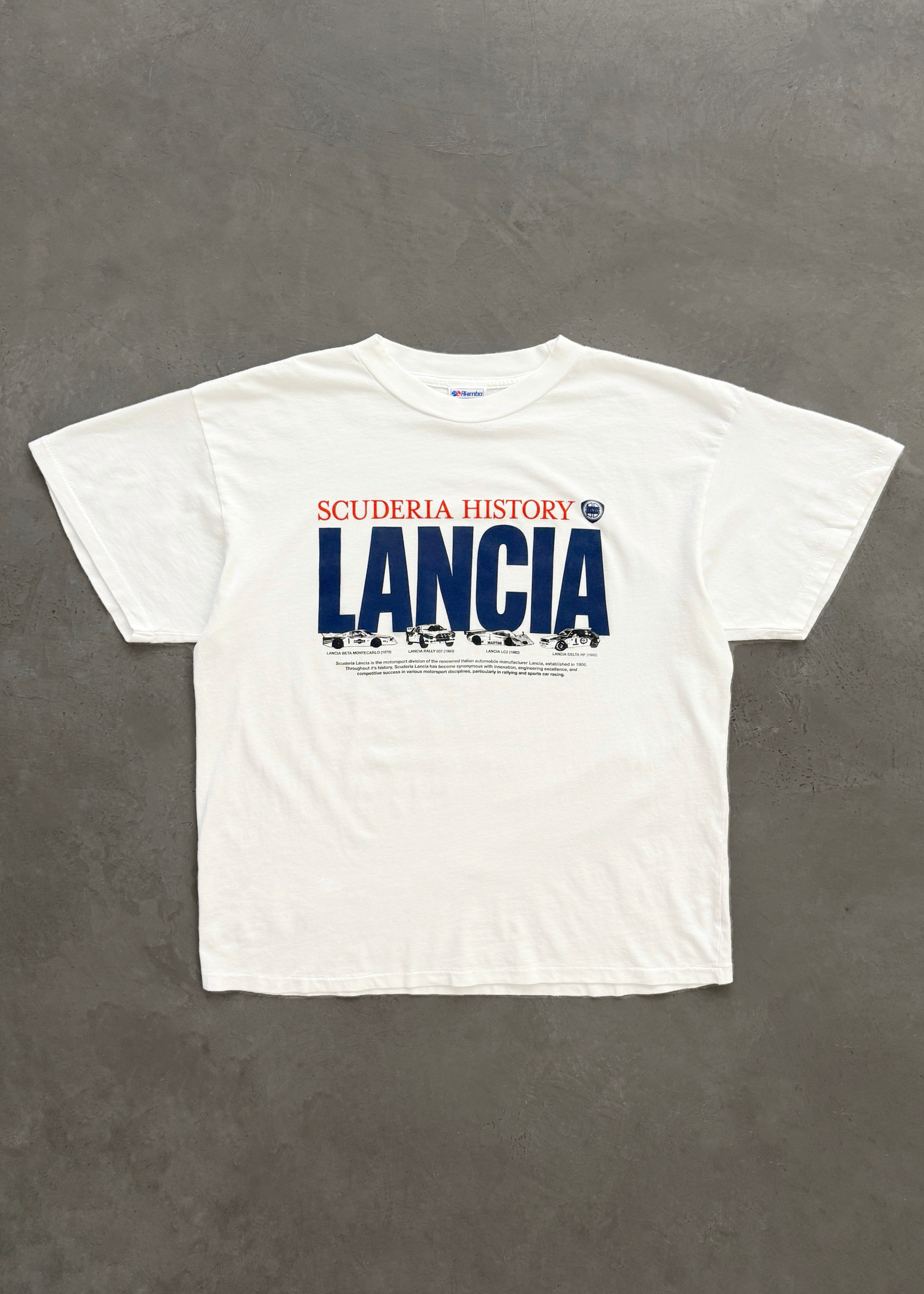 AKIMBO x LANCIA® 'CHAIN-PEEKER' TEE - SCUDERIA LANCIA