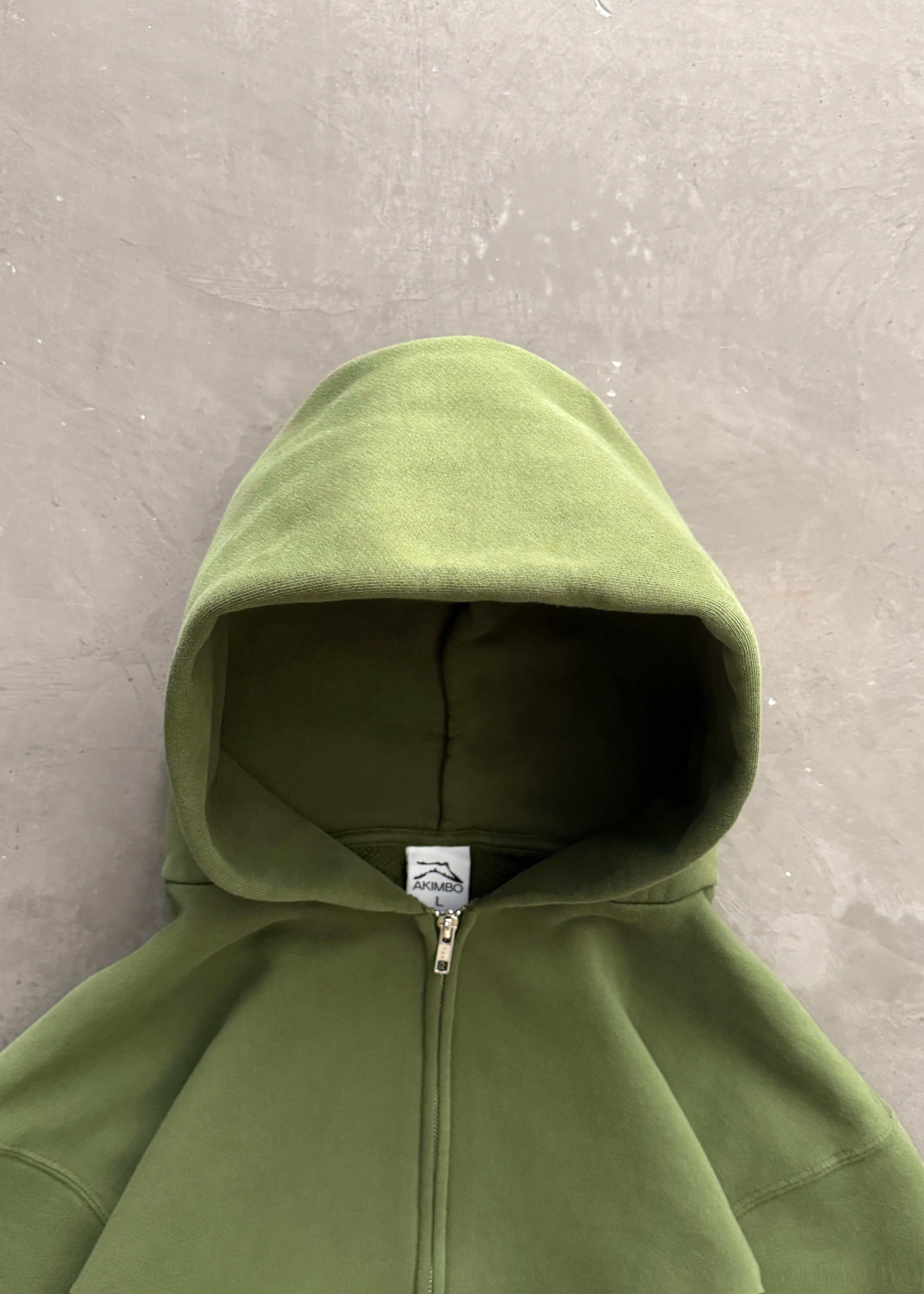 AKIMBO ZIP-UP HOODIE - OLIVE GREEN