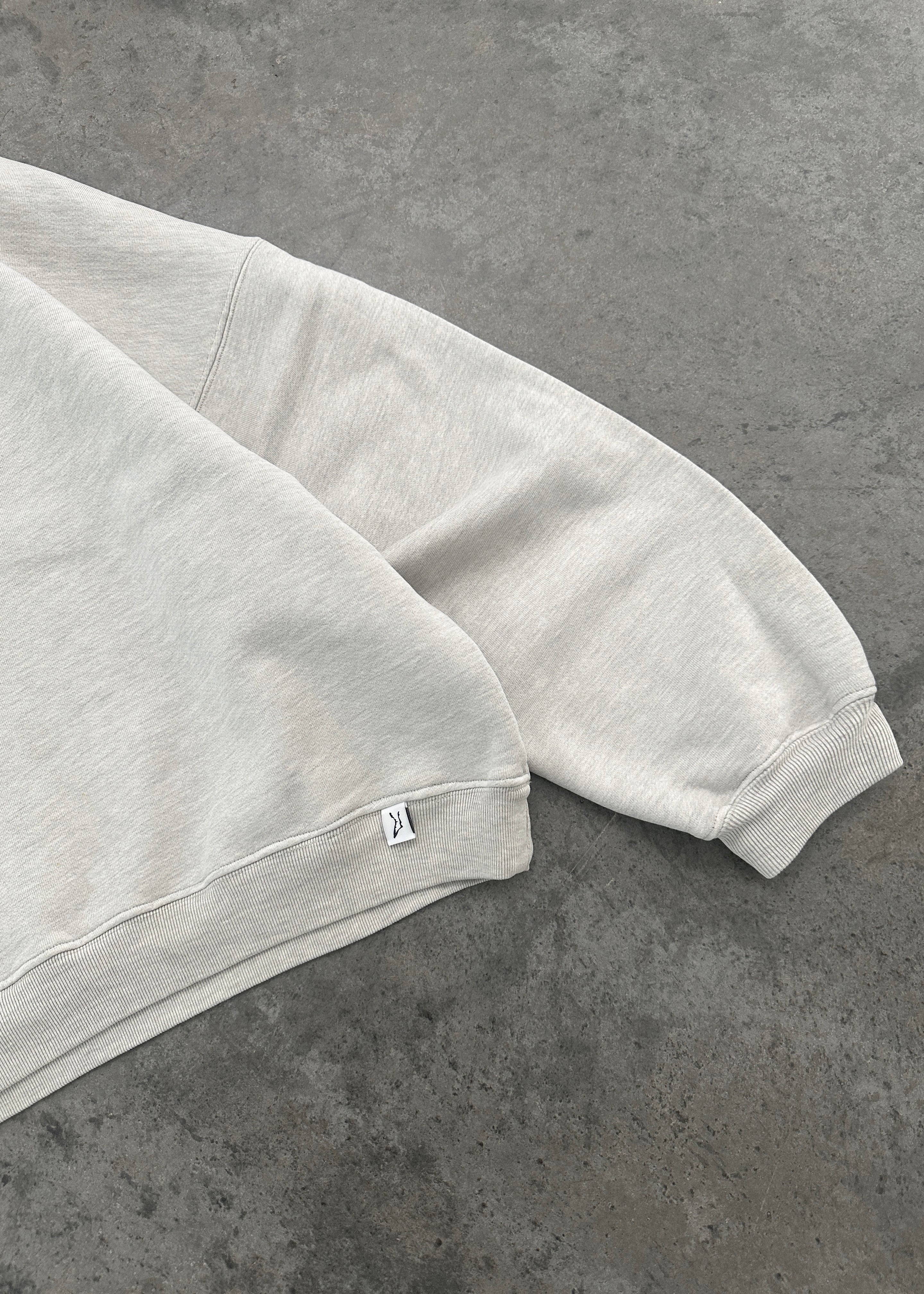 AKIMBO CREWNECK - HEATHER GREY