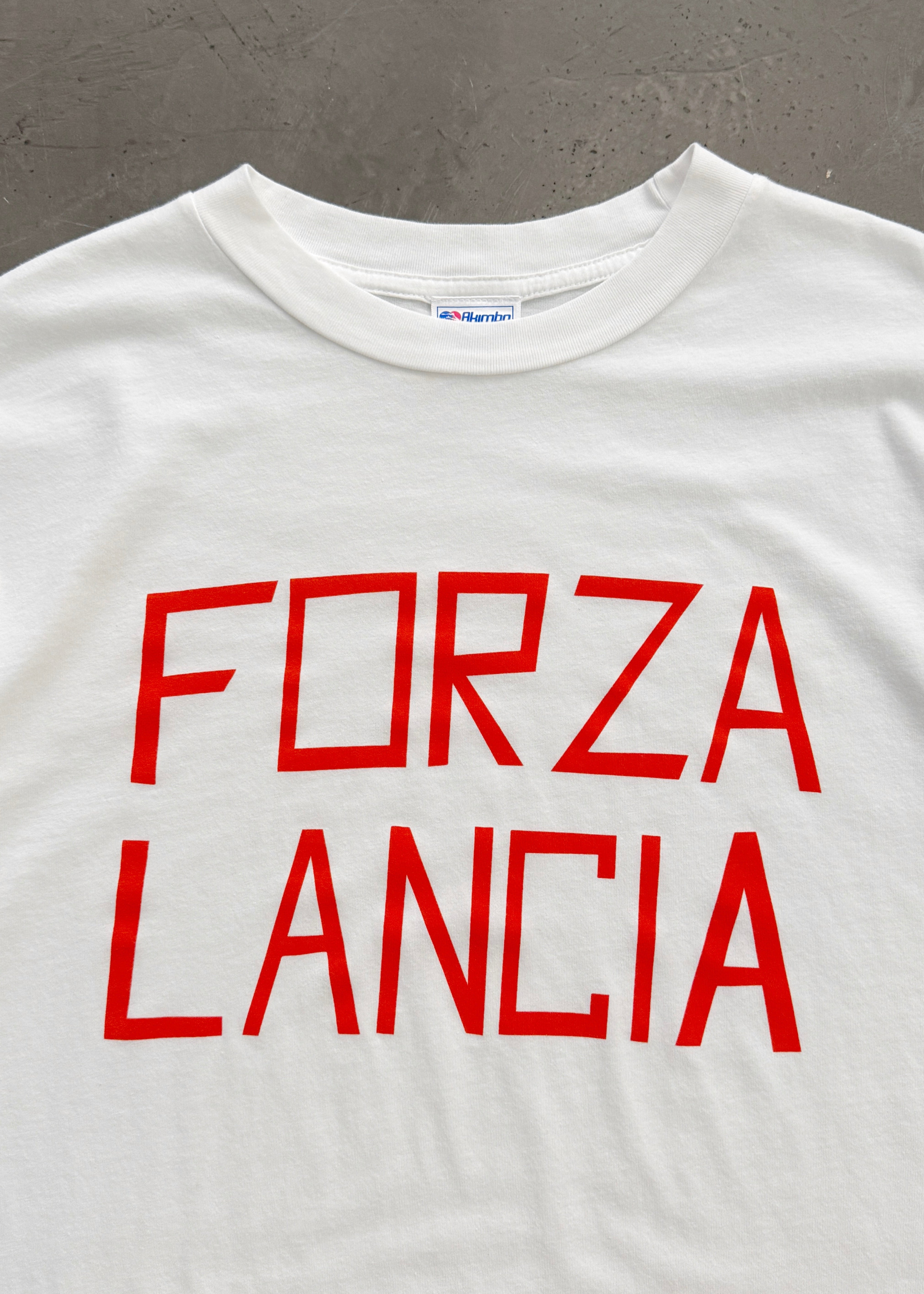 AKIMBO x LANCIA® 'CHAIN-PEEKER' TEE - FORZA LANCIA