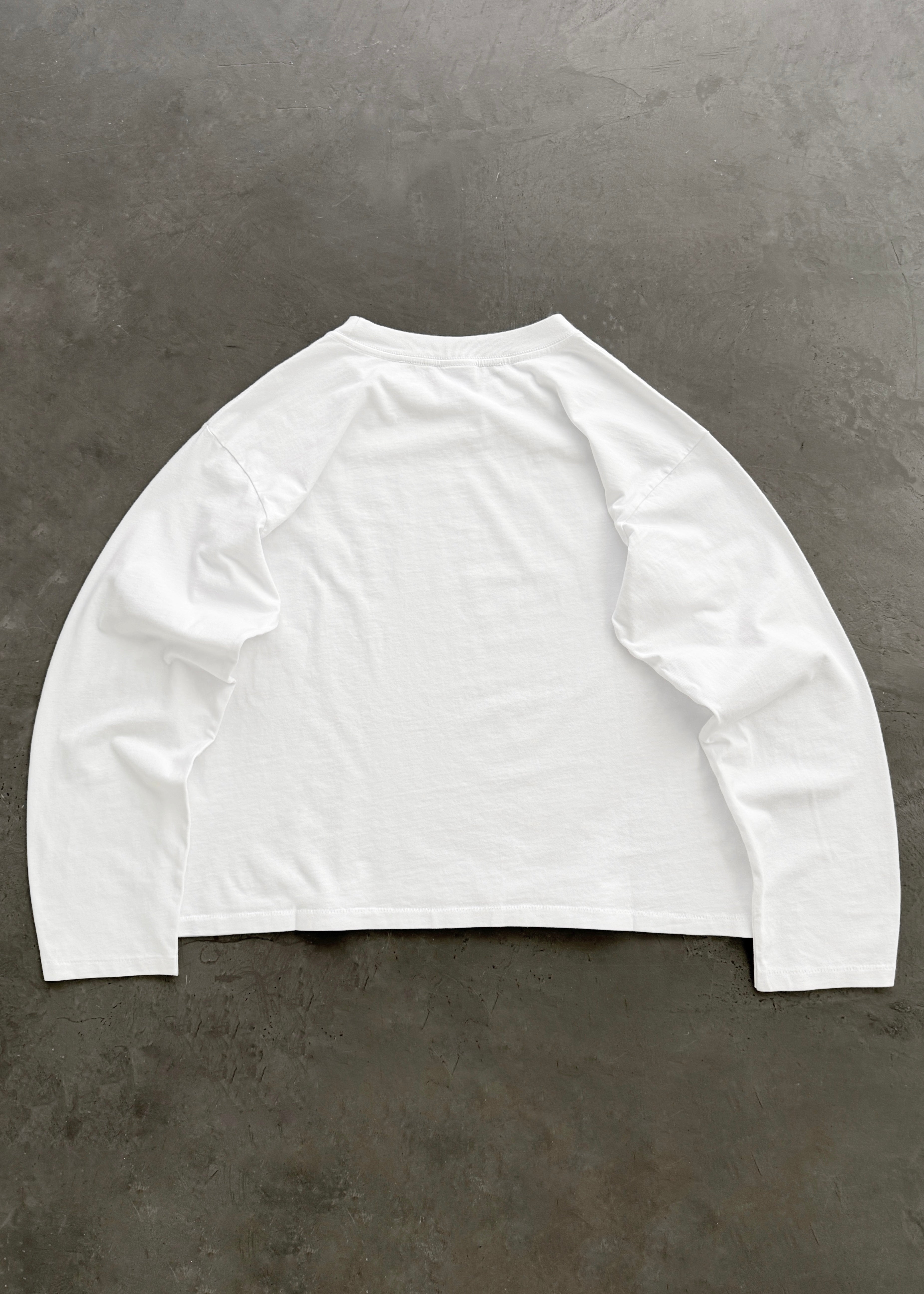 LONG SLEEVE “CHAIN-PEEKER” SINGLE STITCHED TEE - WHITE