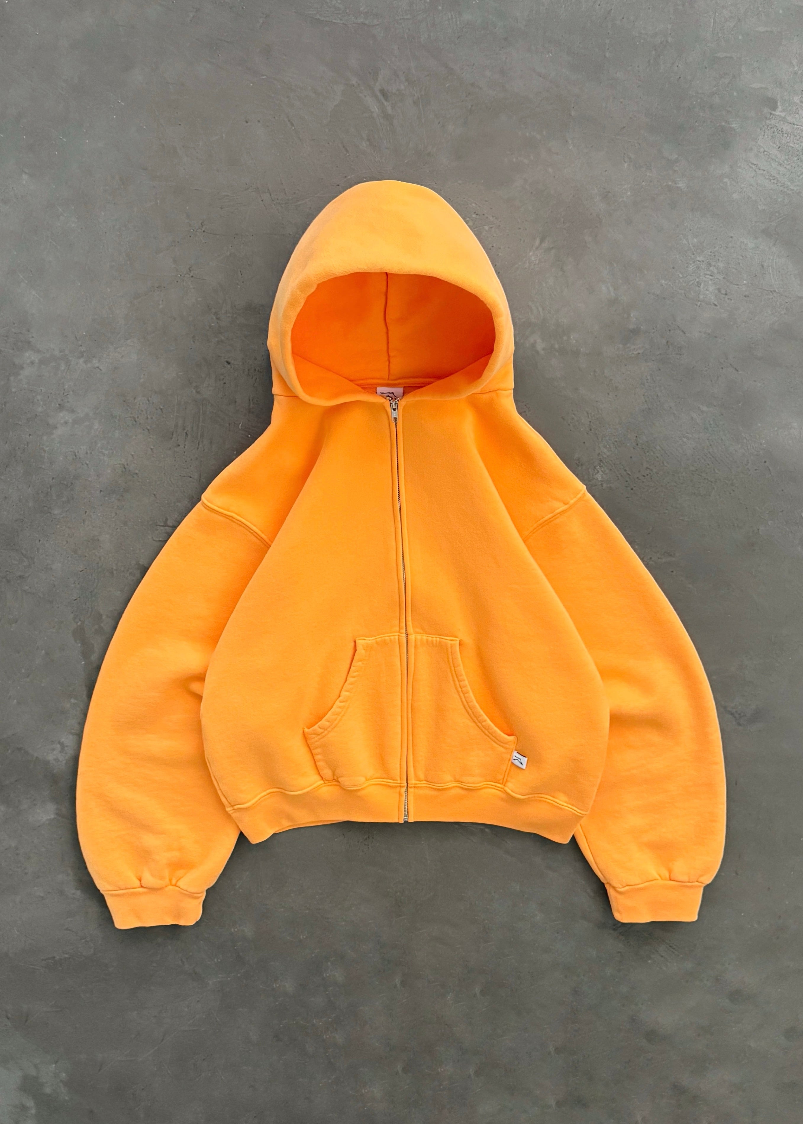 akimbo club パーカー AKIMBO ZIP-UP HOODIE - BLAZING ORANGE