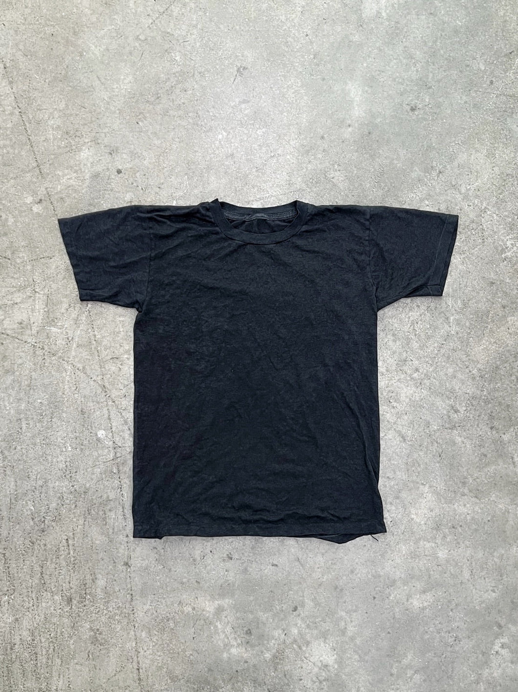 SINGLE STITCHED FADED BLACK TEE - 1980S