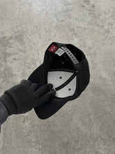 Load image into Gallery viewer, BLACK OAKLEY SNAPBACK - 2000S
