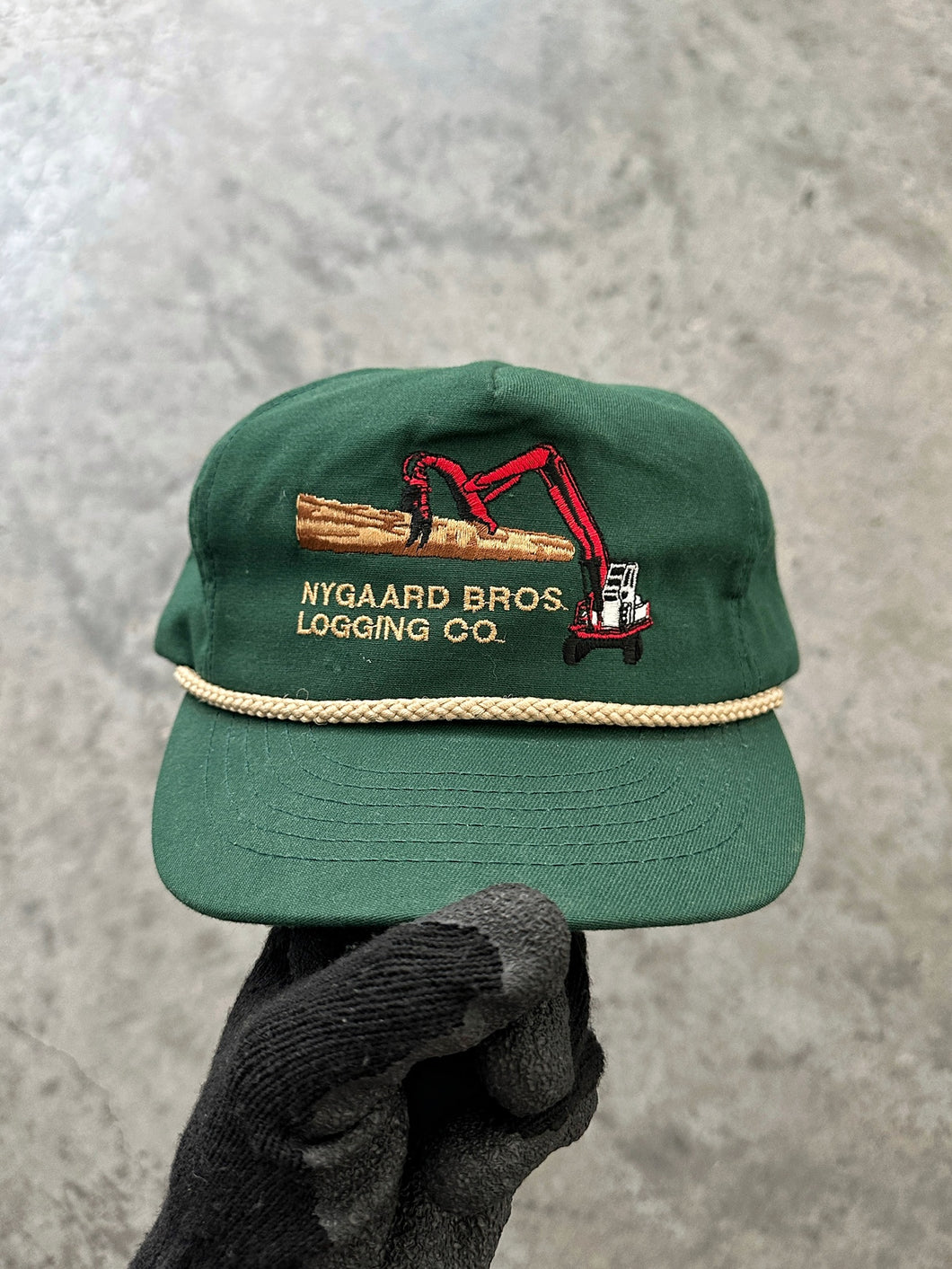 FOREST GREEN STRAP BACK HAT - 1990S