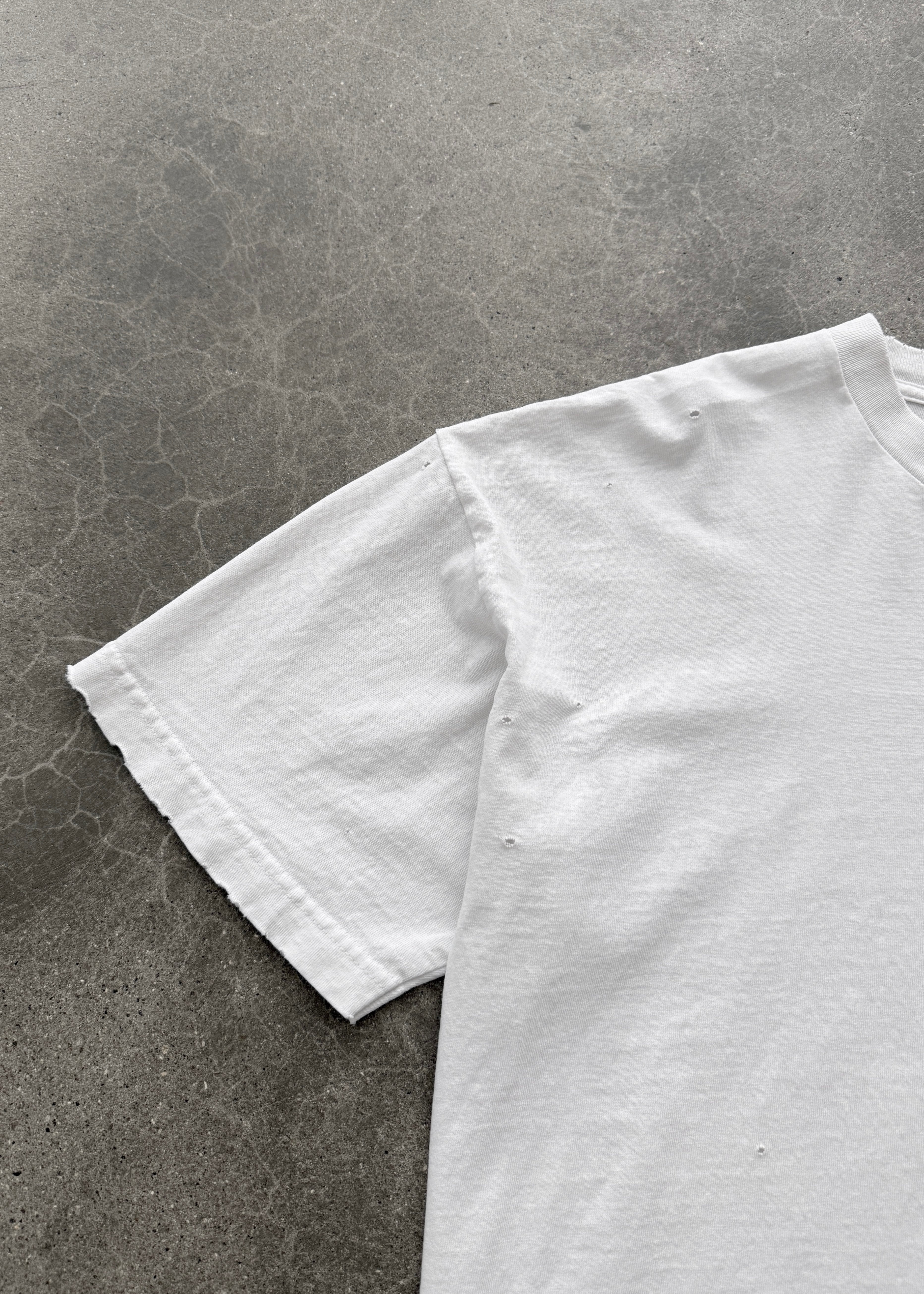 DISTRESSED “1999” BLANK TEE - WHITE