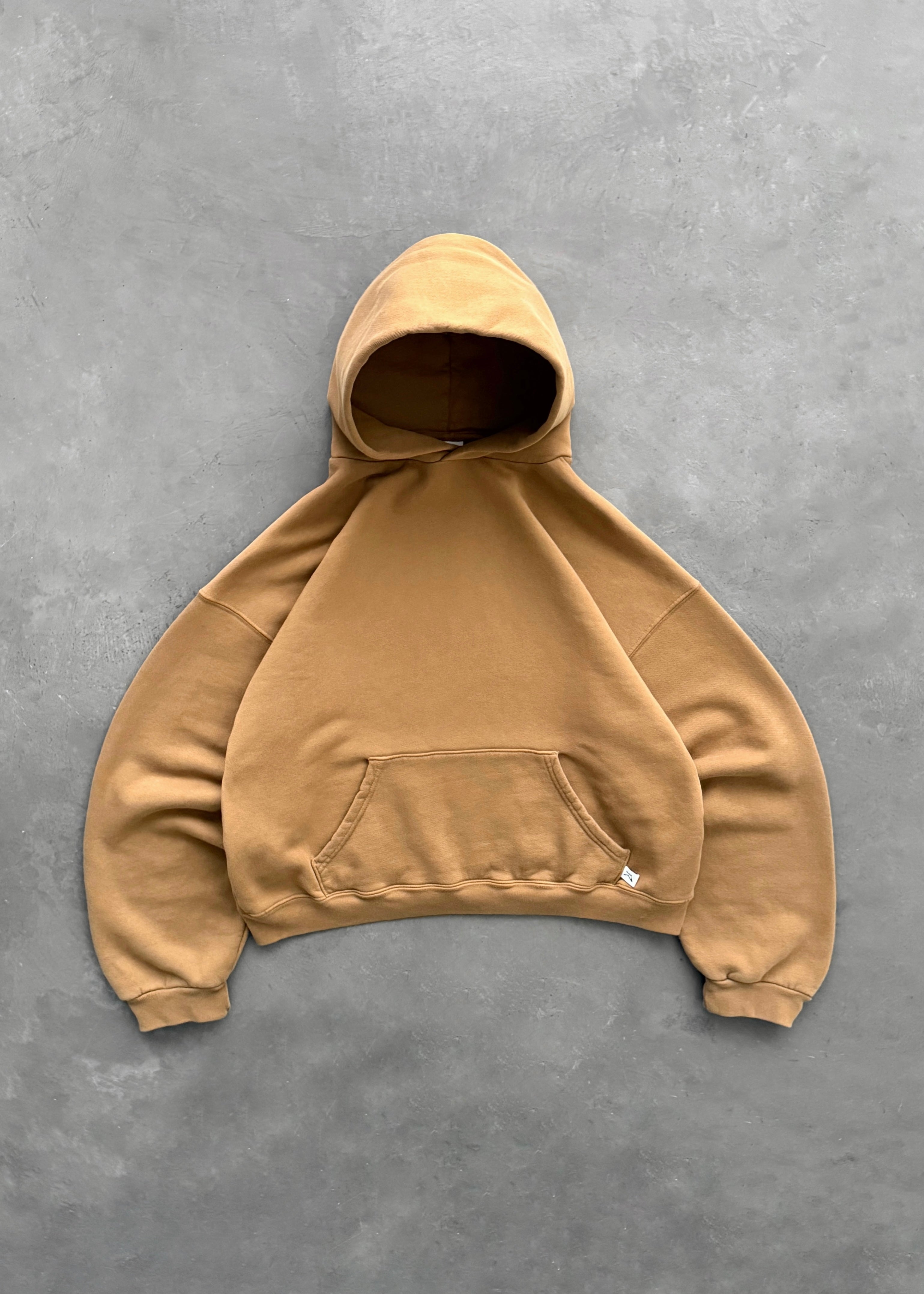 AKIMBO HOODIE - TOBACCO