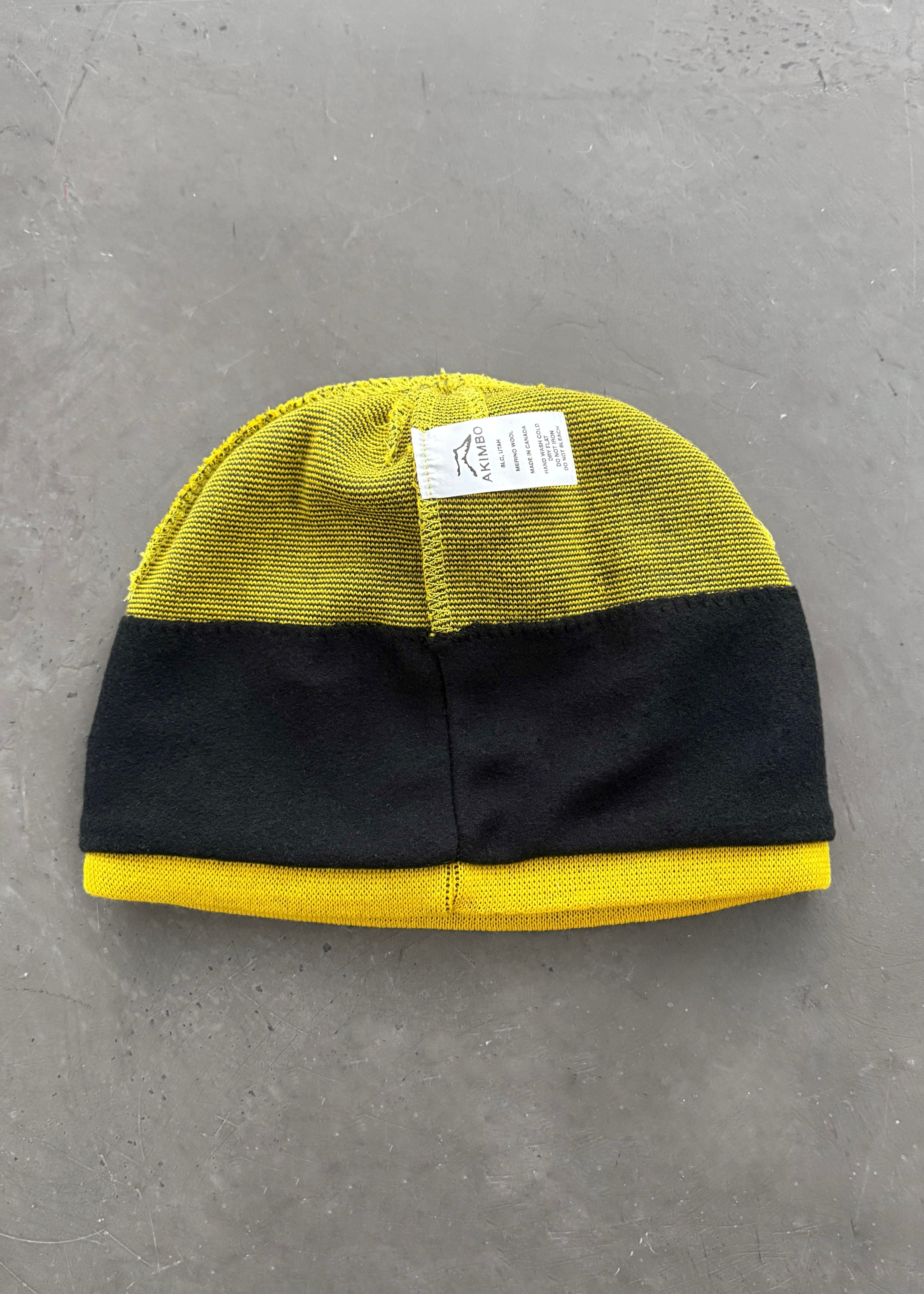AKIMBO RANGE SKULL CAP - MUSTARD/CHARCOAL