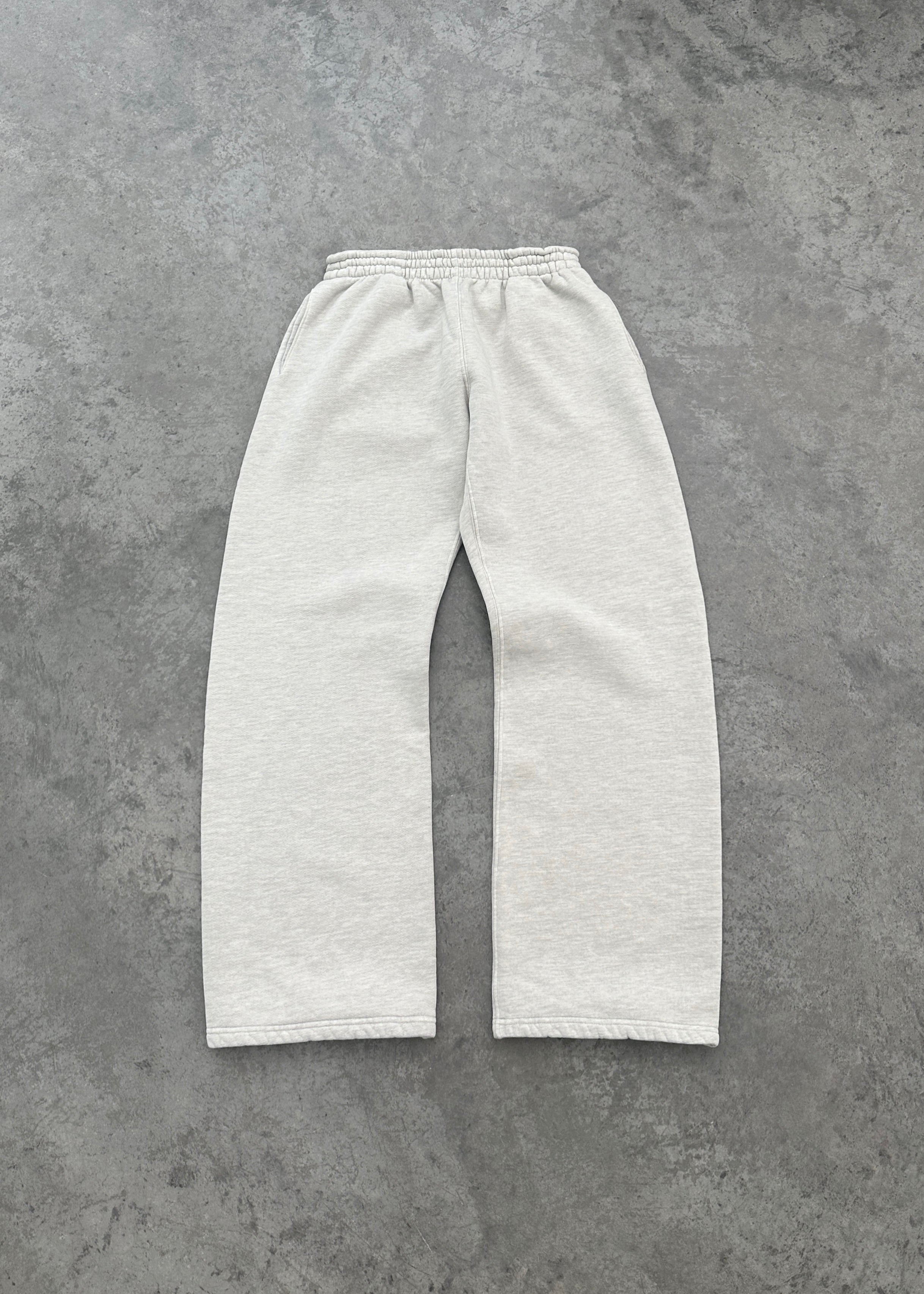 AKIMBO STRAIGHT-LEG SWEATPANTS - HEATHER GREY