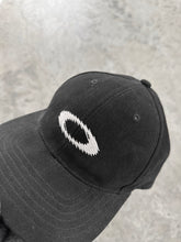 Load image into Gallery viewer, BLACK OAKLEY SNAPBACK - 2000S
