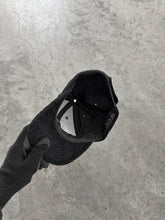 Load image into Gallery viewer, BLACK CORDUROY OAKLEY SNAPBACK - 2000S
