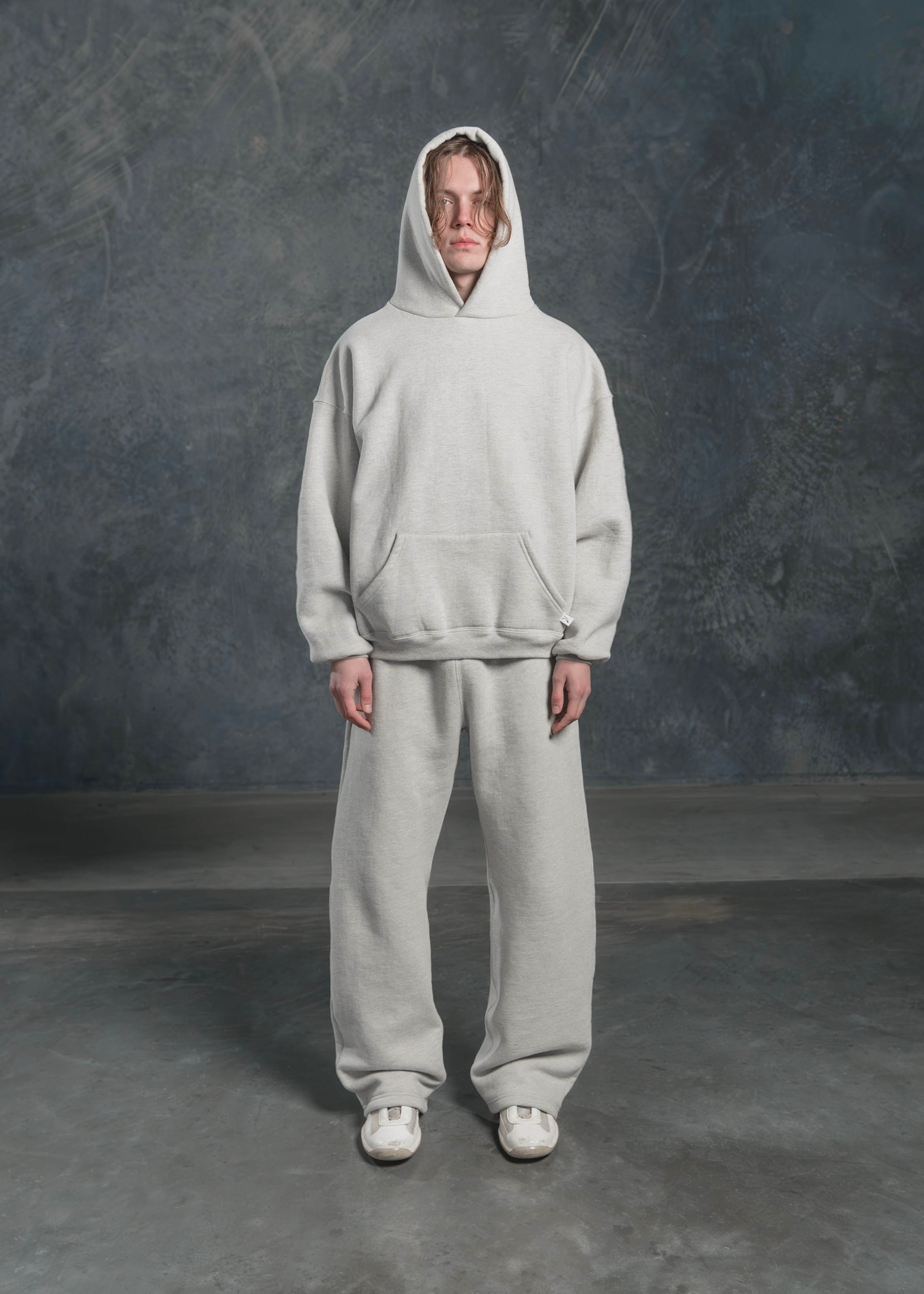 AKIMBO STRAIGHT-LEG SWEATPANTS - HEATHER GREY