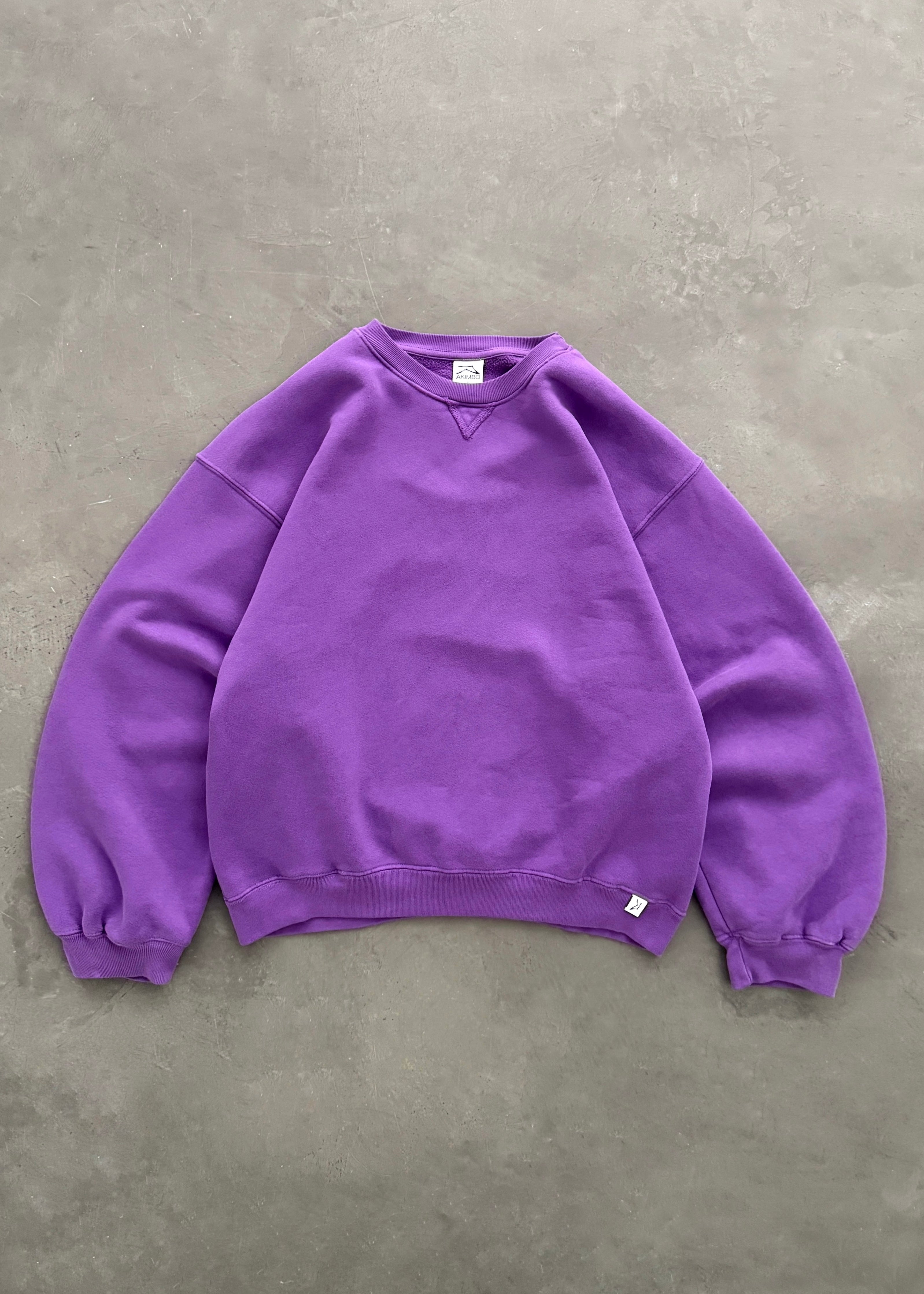 AKIMBO CREWNECK - PLUM