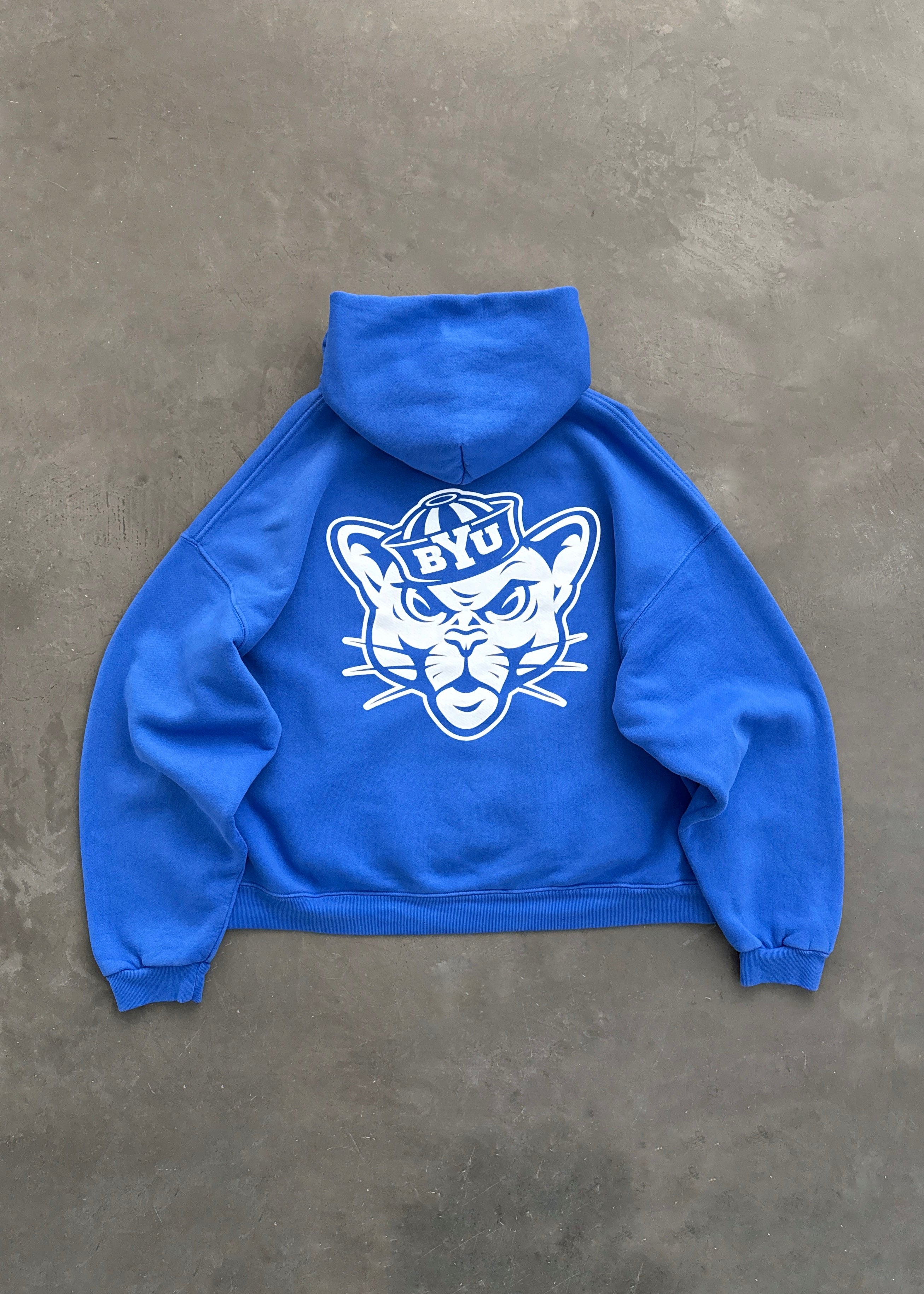 AKIMBO HOODIE - BRIGHAM YOUNG UNIVERSITY® STAPLE