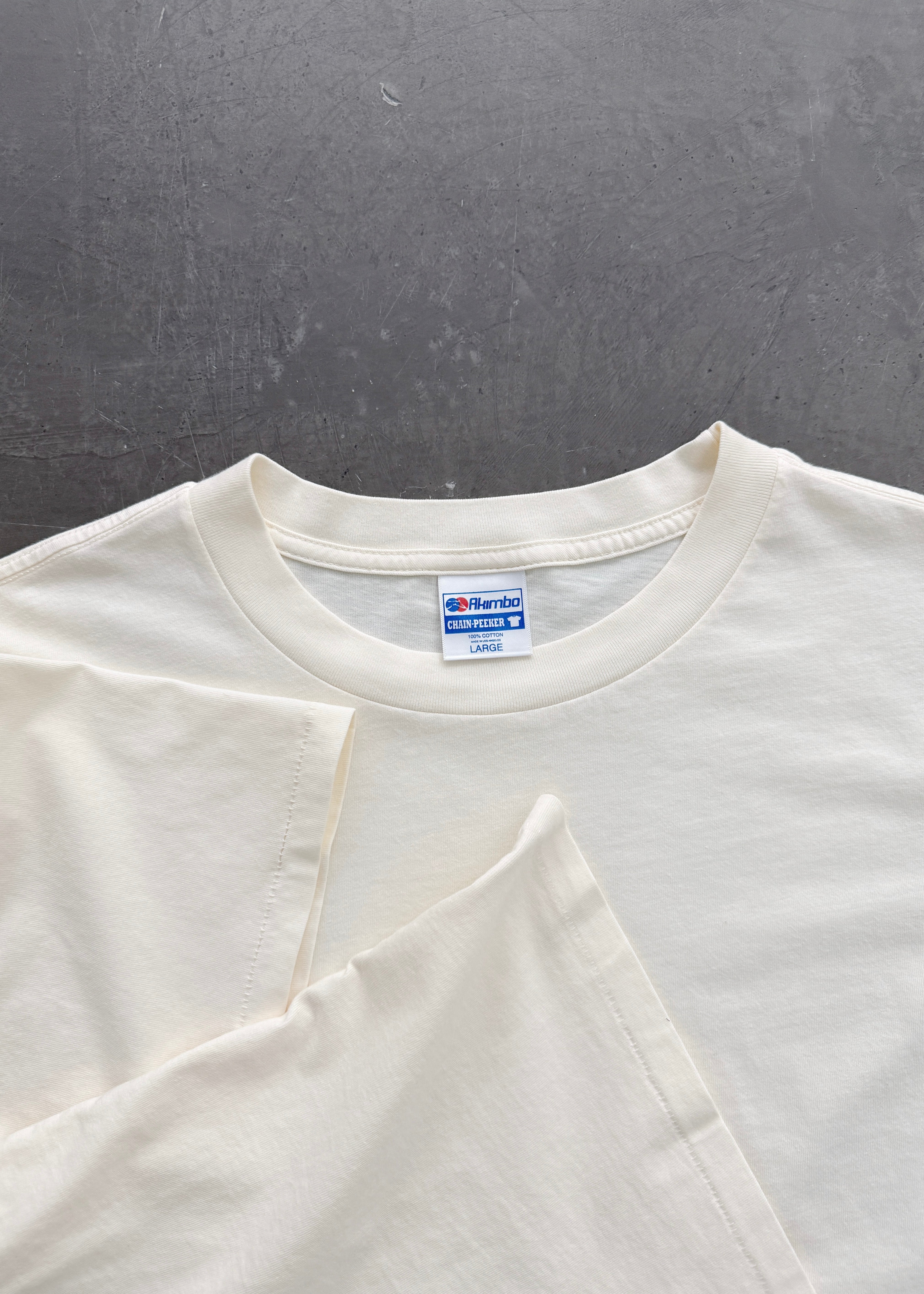 “CHAIN-PEEKER” MID-WEIGHT TEE - CREAM