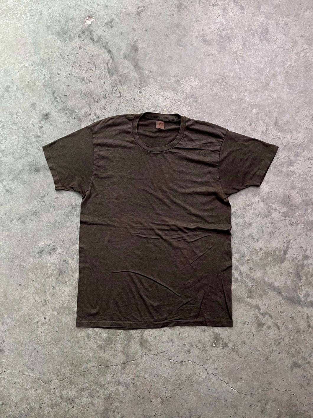 SINGLE STITCHED FADED BROWN TEE - 1980S