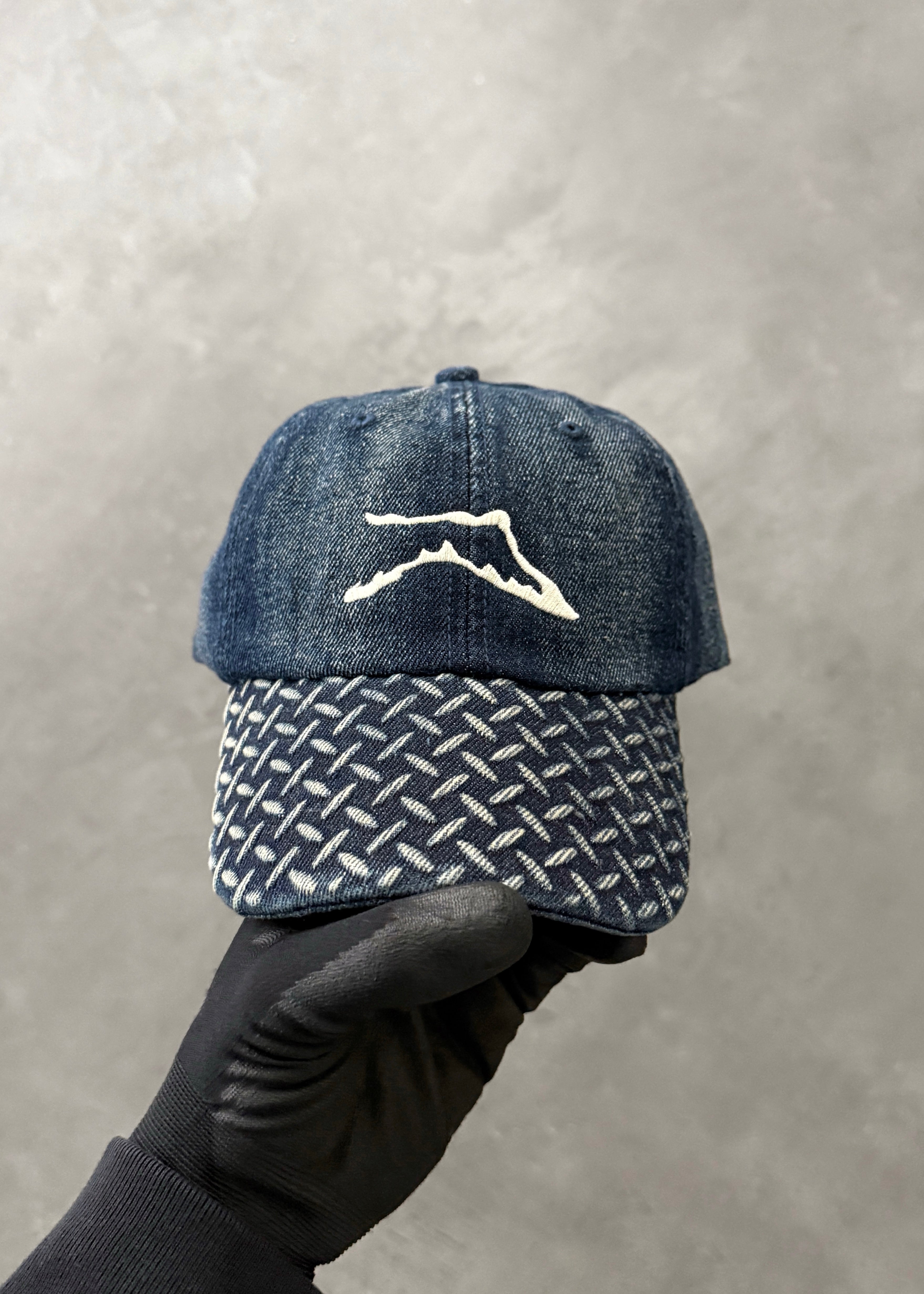 DENIM DIAMOND PLATE RANGE CAP