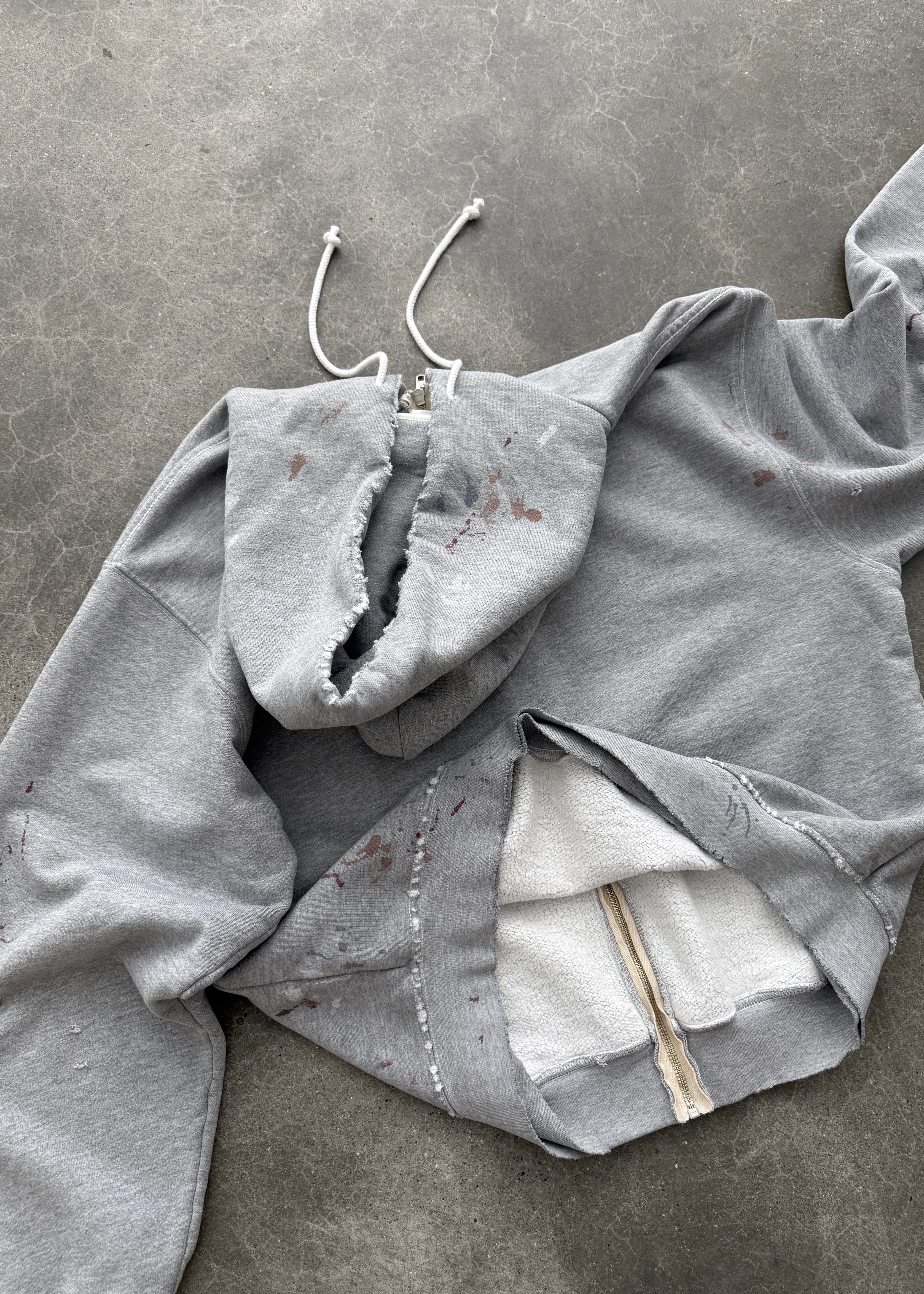 "WATCH-PEEKER" ZIP-UP HOODIE - HEATHER GREY
