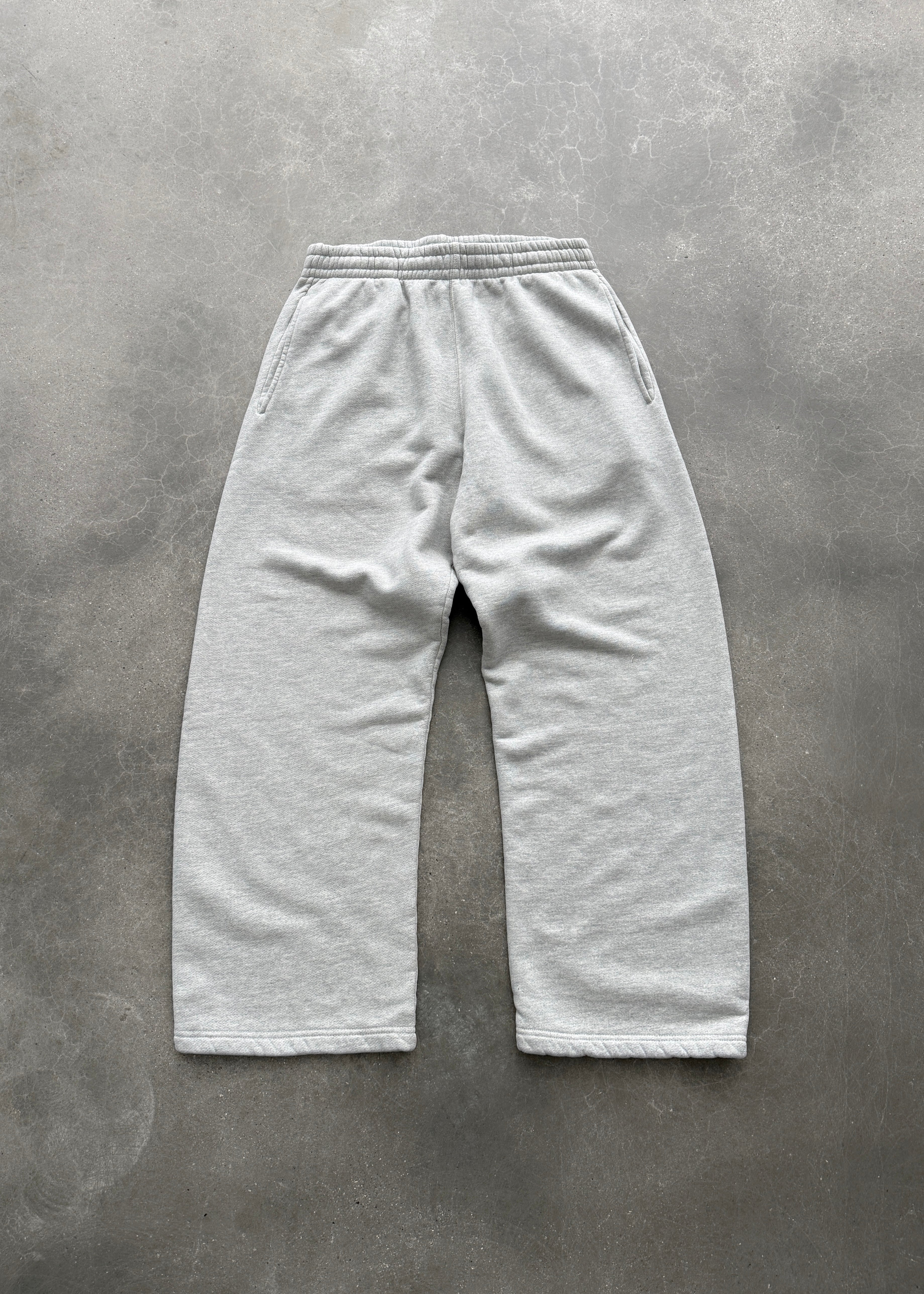 STRAIGHT-LEG SWEATPANTS - HEATHER GREY