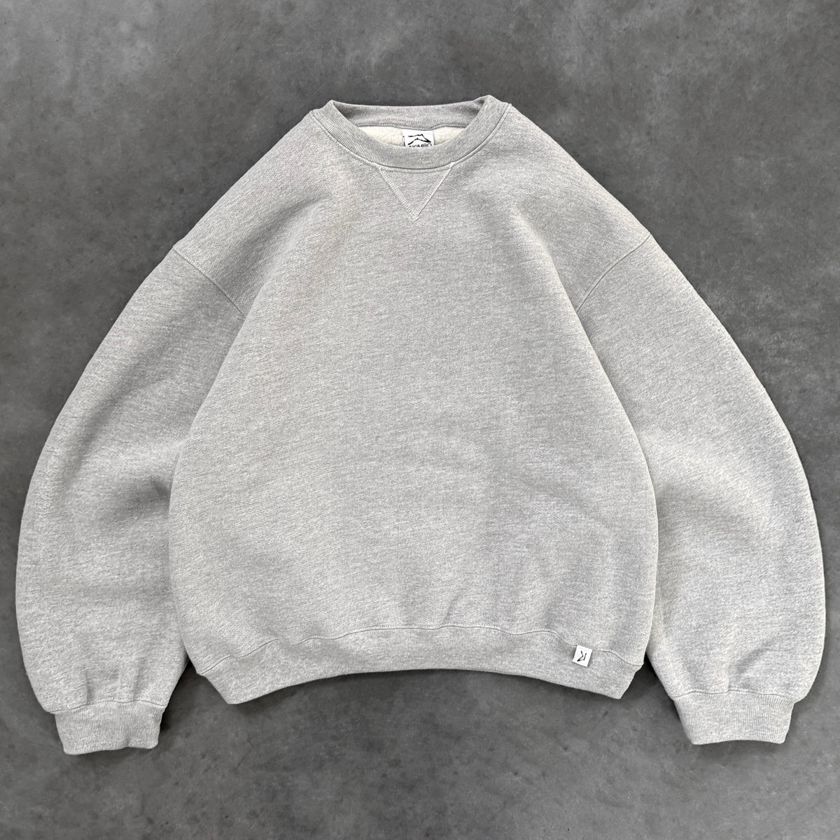 C5DBB3AC-A038-4849-8656-  