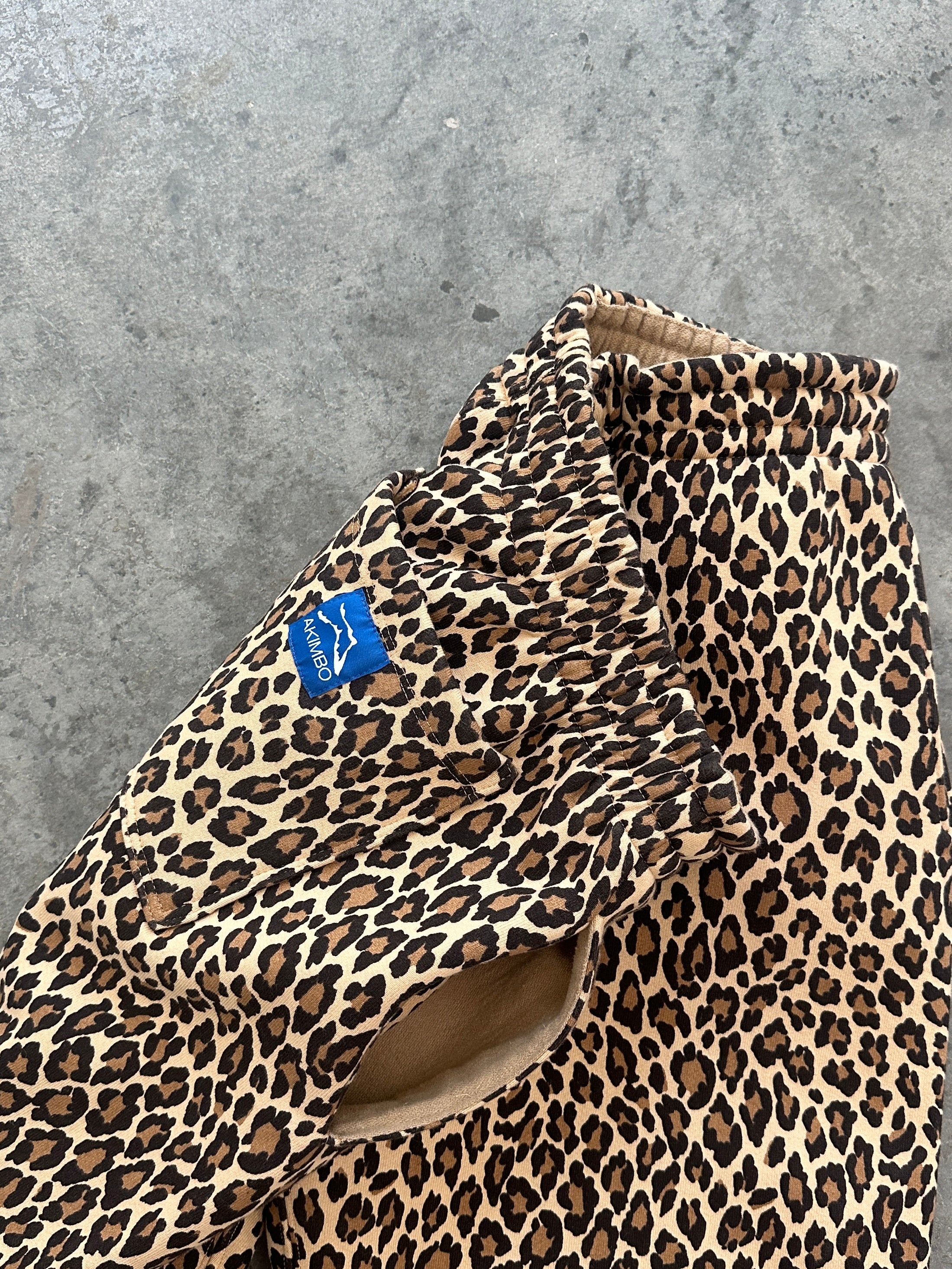 AKIMBO STRAIGHT-LEG SWEATPANTS - LEOPARD