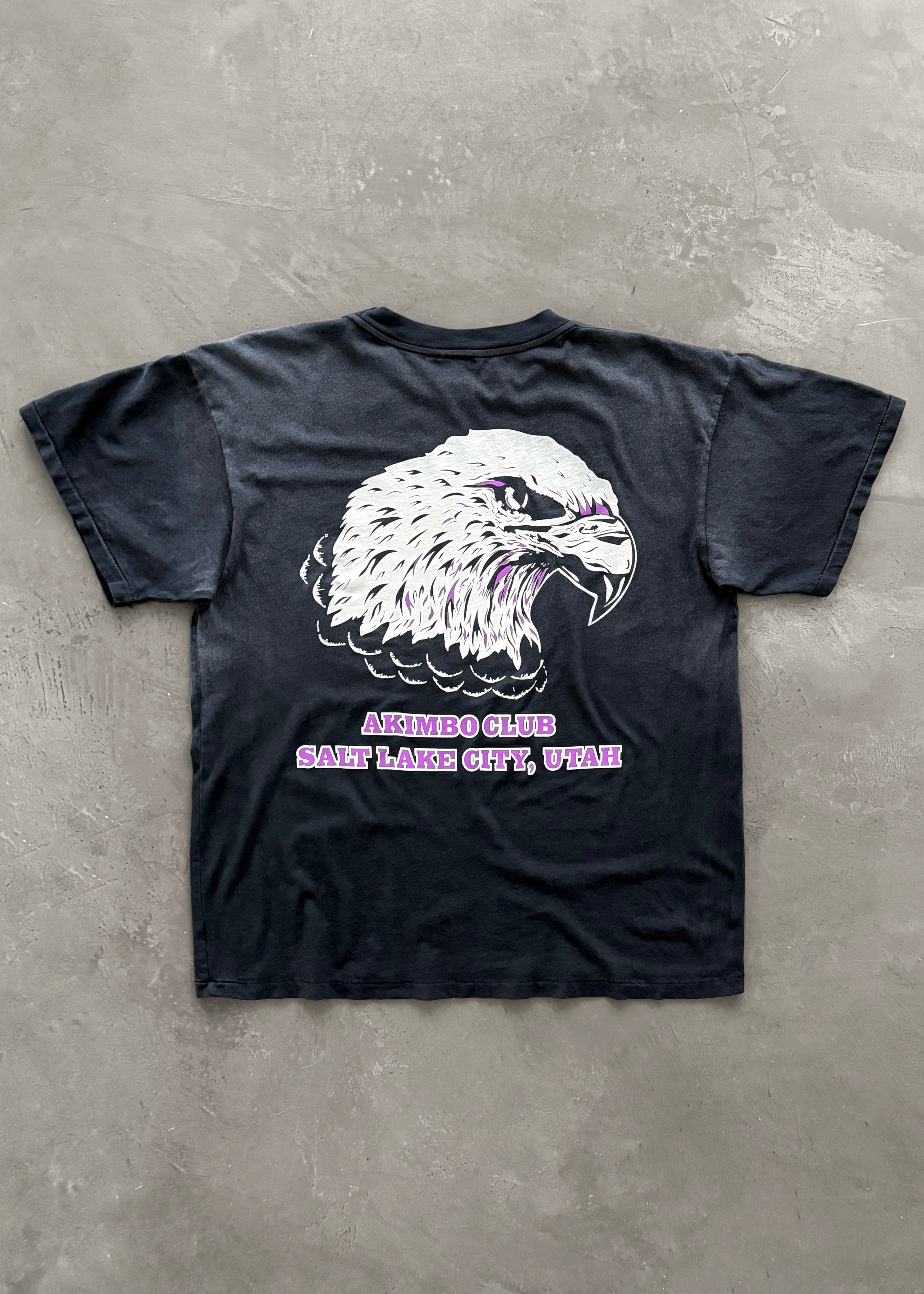“CHAIN-PEEKER” EAGLE CLUB TEE - SUN FADED BLACK