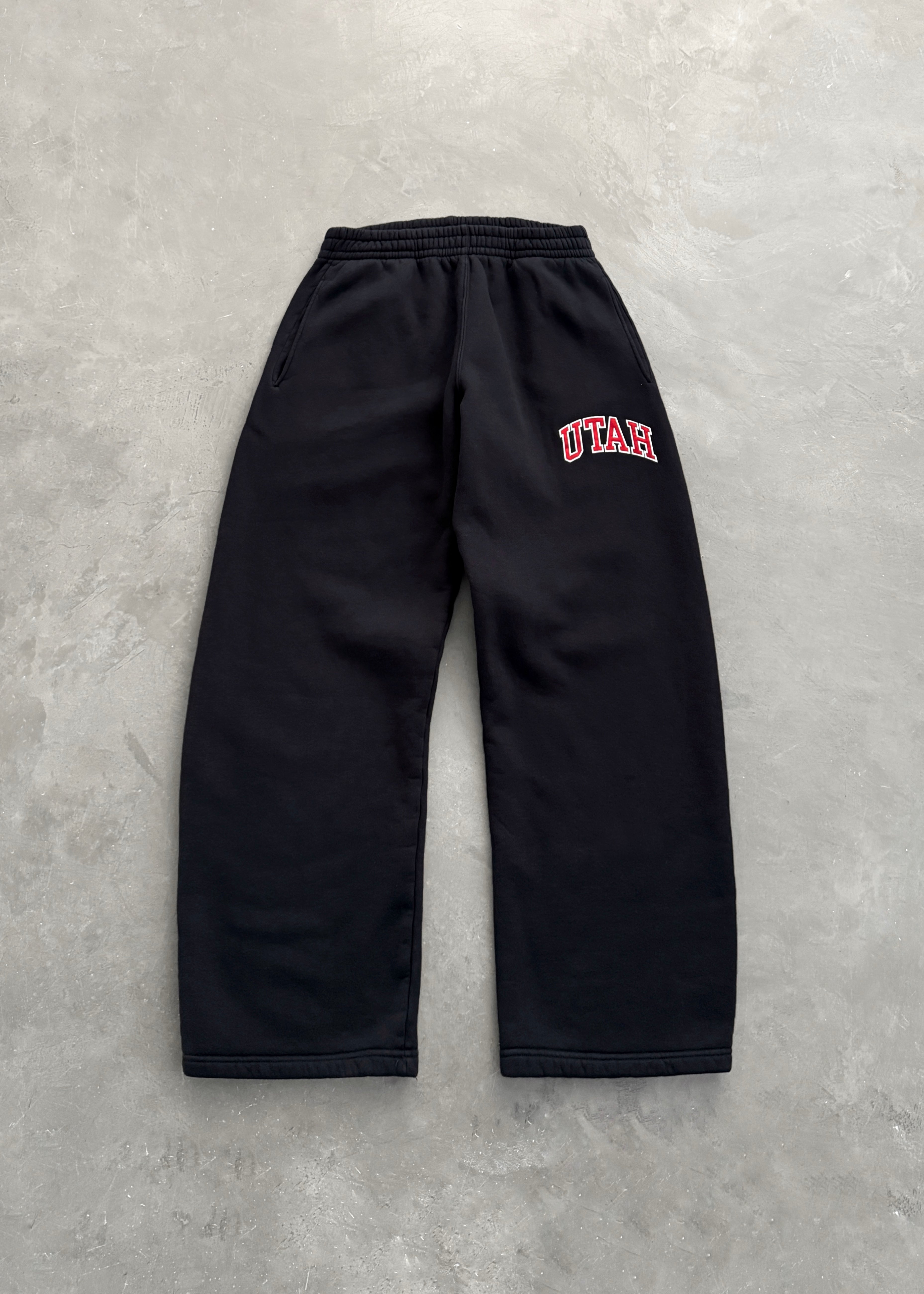AKIMBO STRAIGHT-LEG SWEATPANTS - UNIVERSITY OF UTAH® ALTERNATE