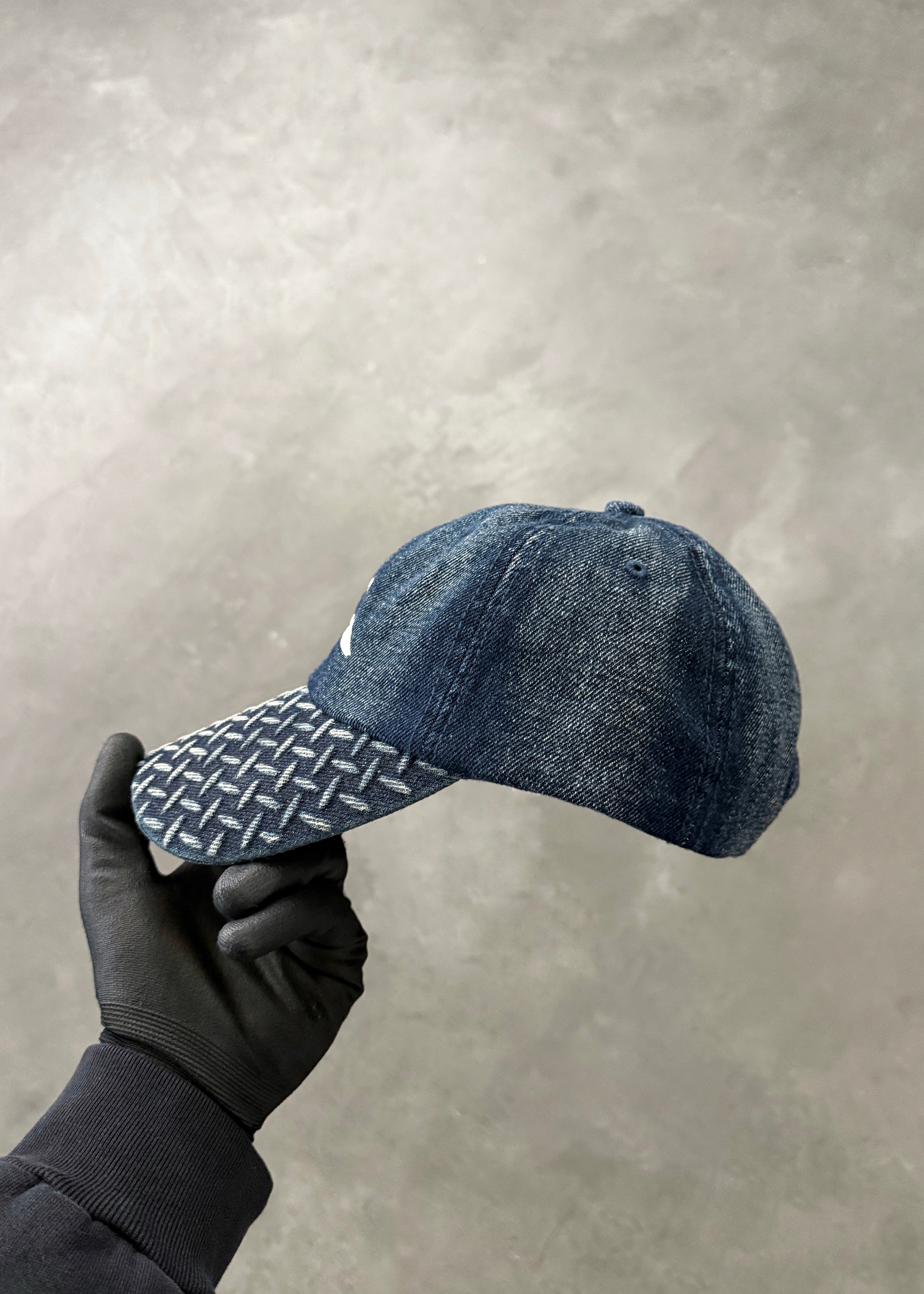 DENIM DIAMOND PLATE RANGE CAP