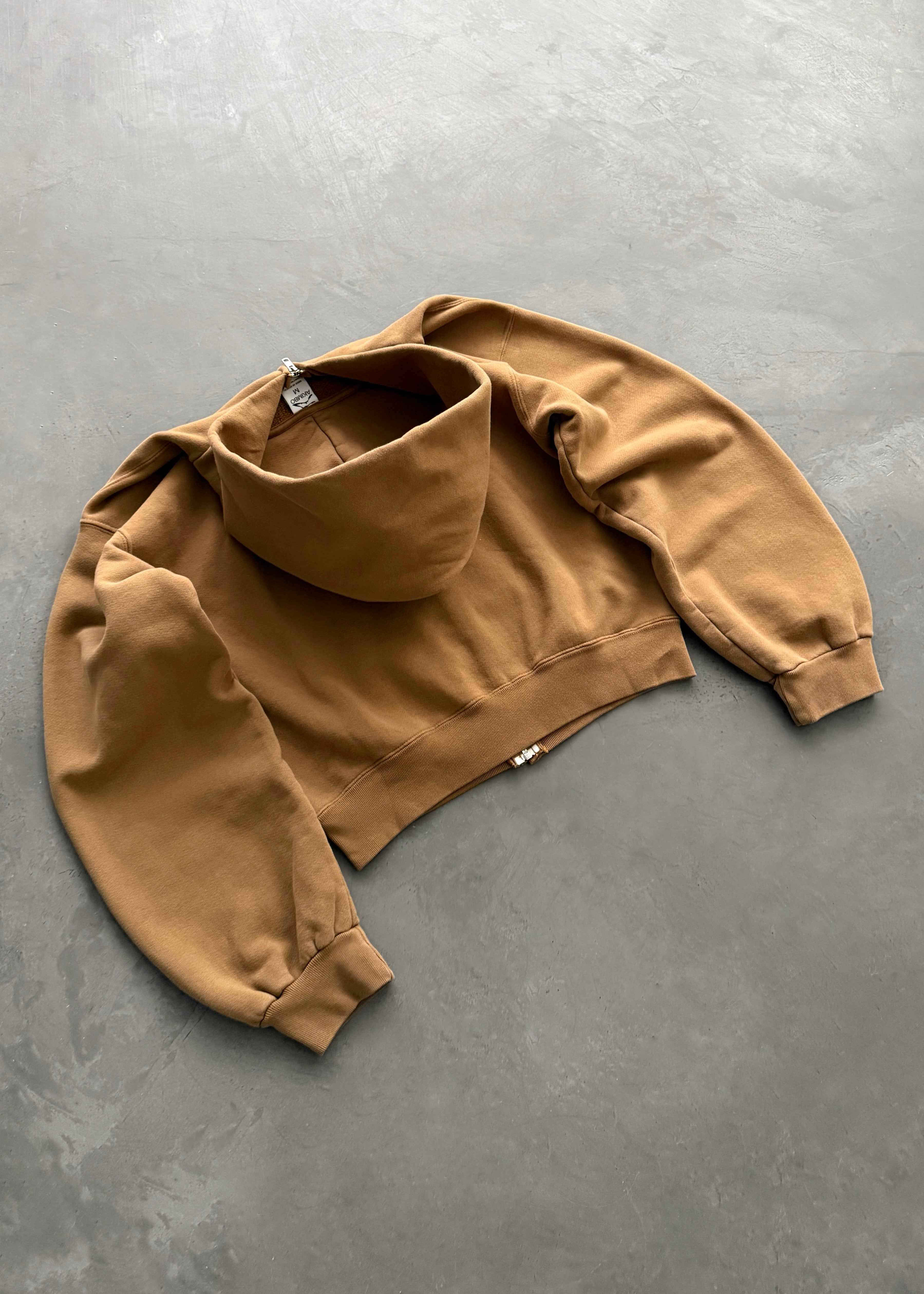 AKIMBO ZIP-UP HOODIE - TOBACCO