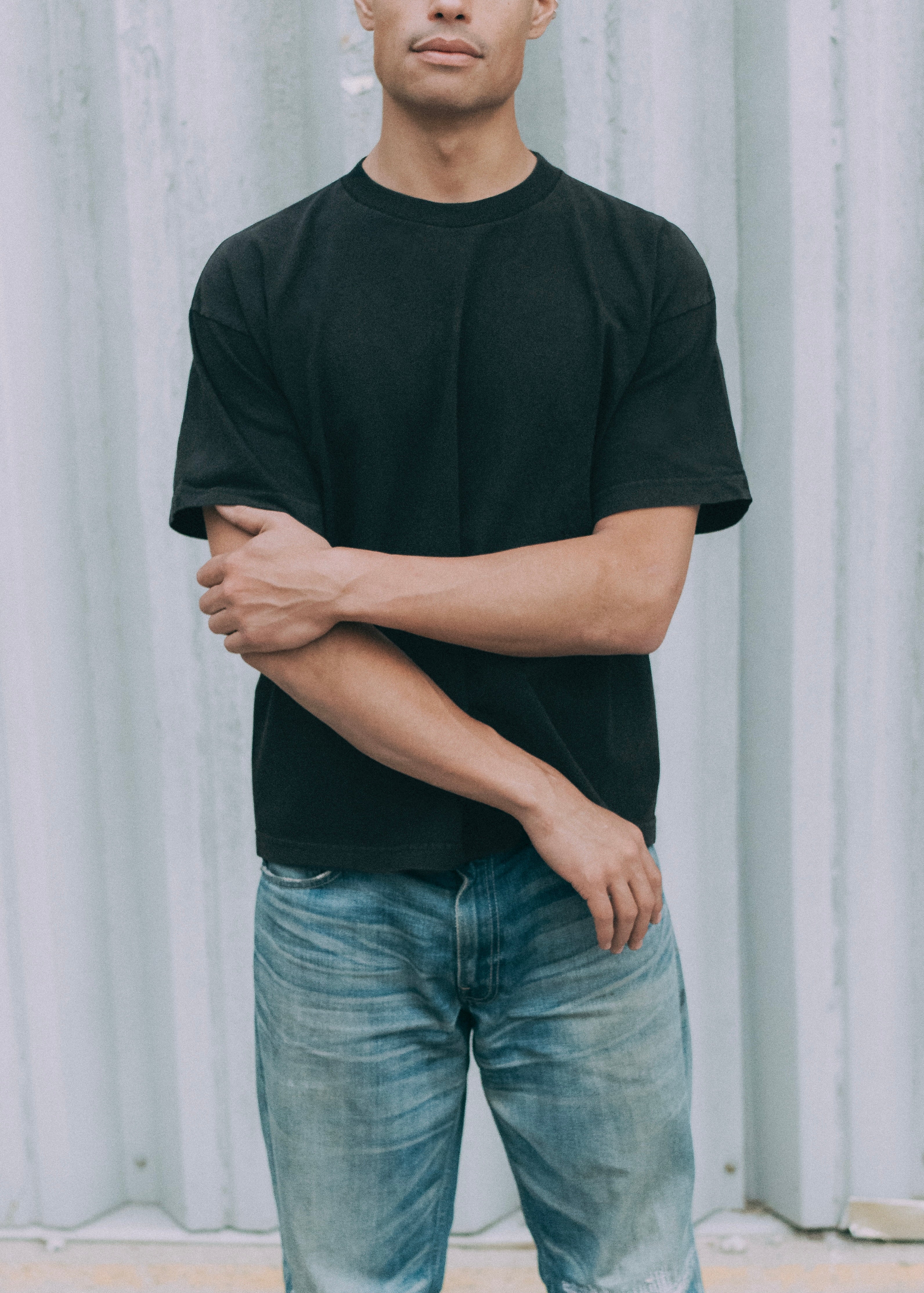 THE “1999” BLANK TEE - STONEWASHED BLACK