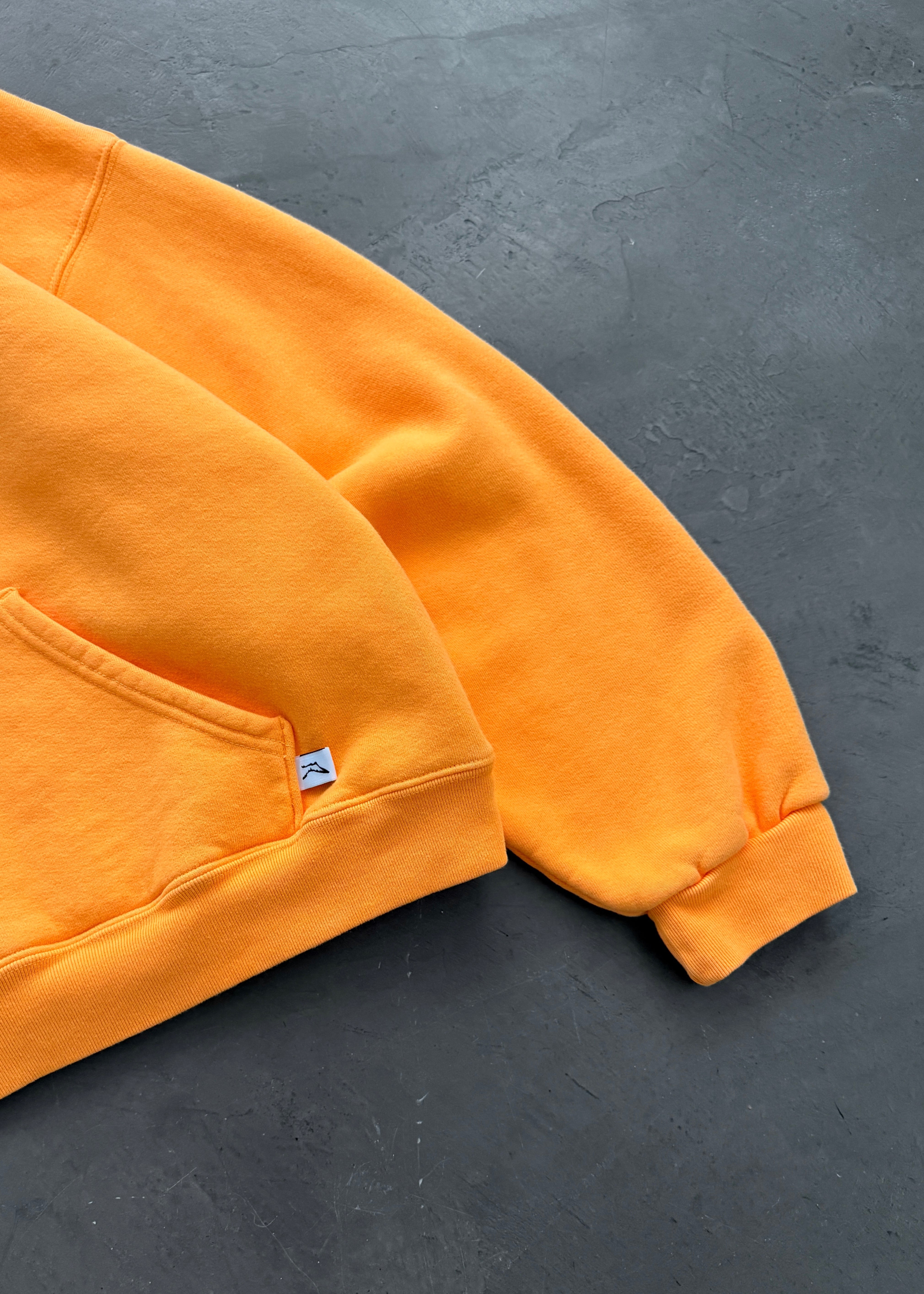 AKIMBO HOODIE - BLAZING ORANGE