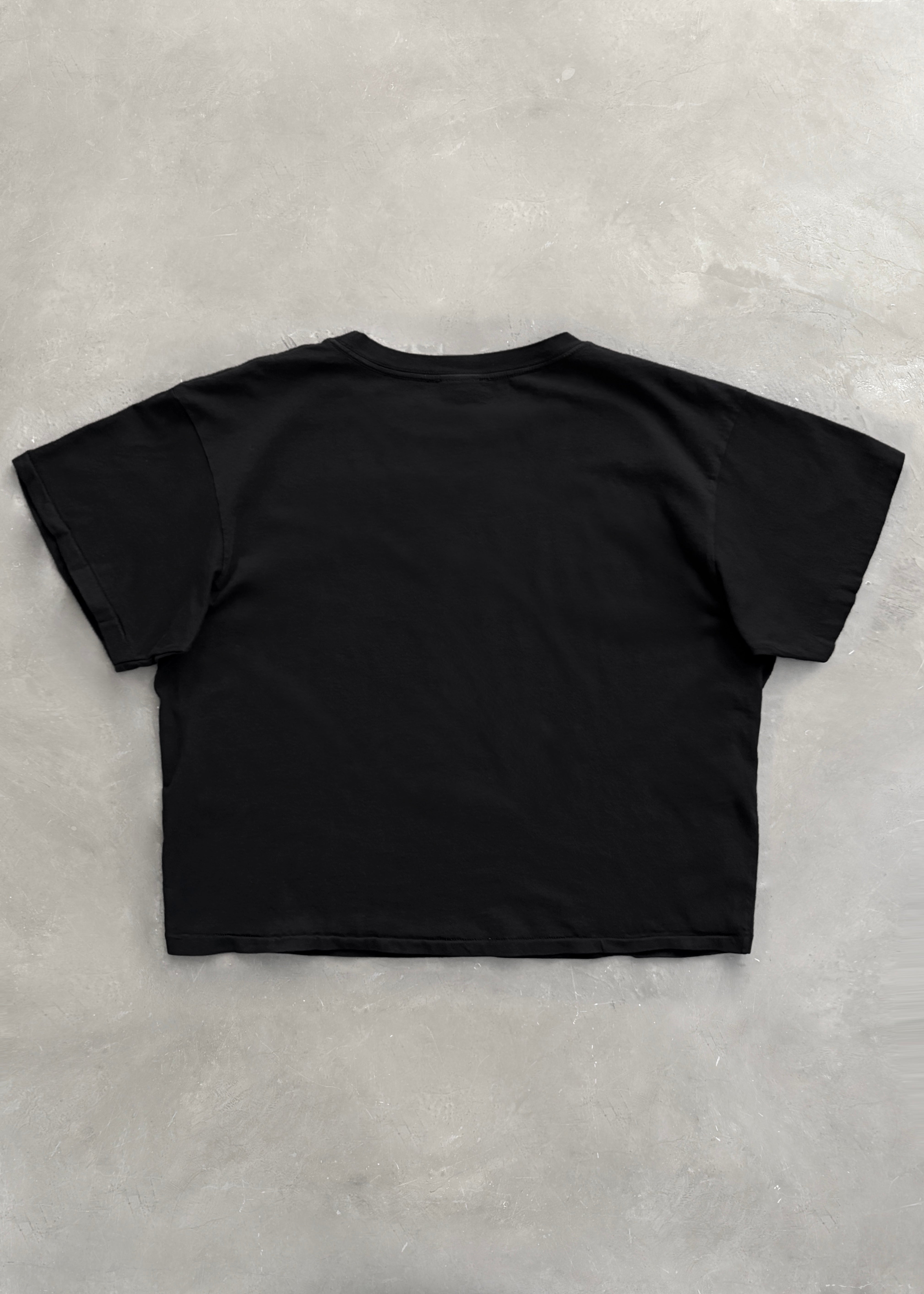 “CHAIN-PEEKER” SINGLE STITCHED TEE - BLACK