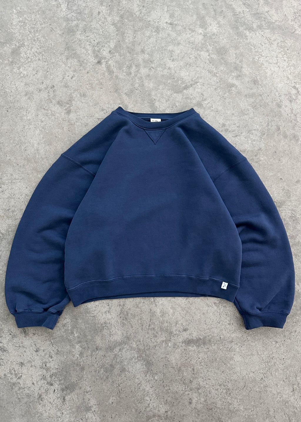 AKIMBO CREWNECK - FADED NAVY 